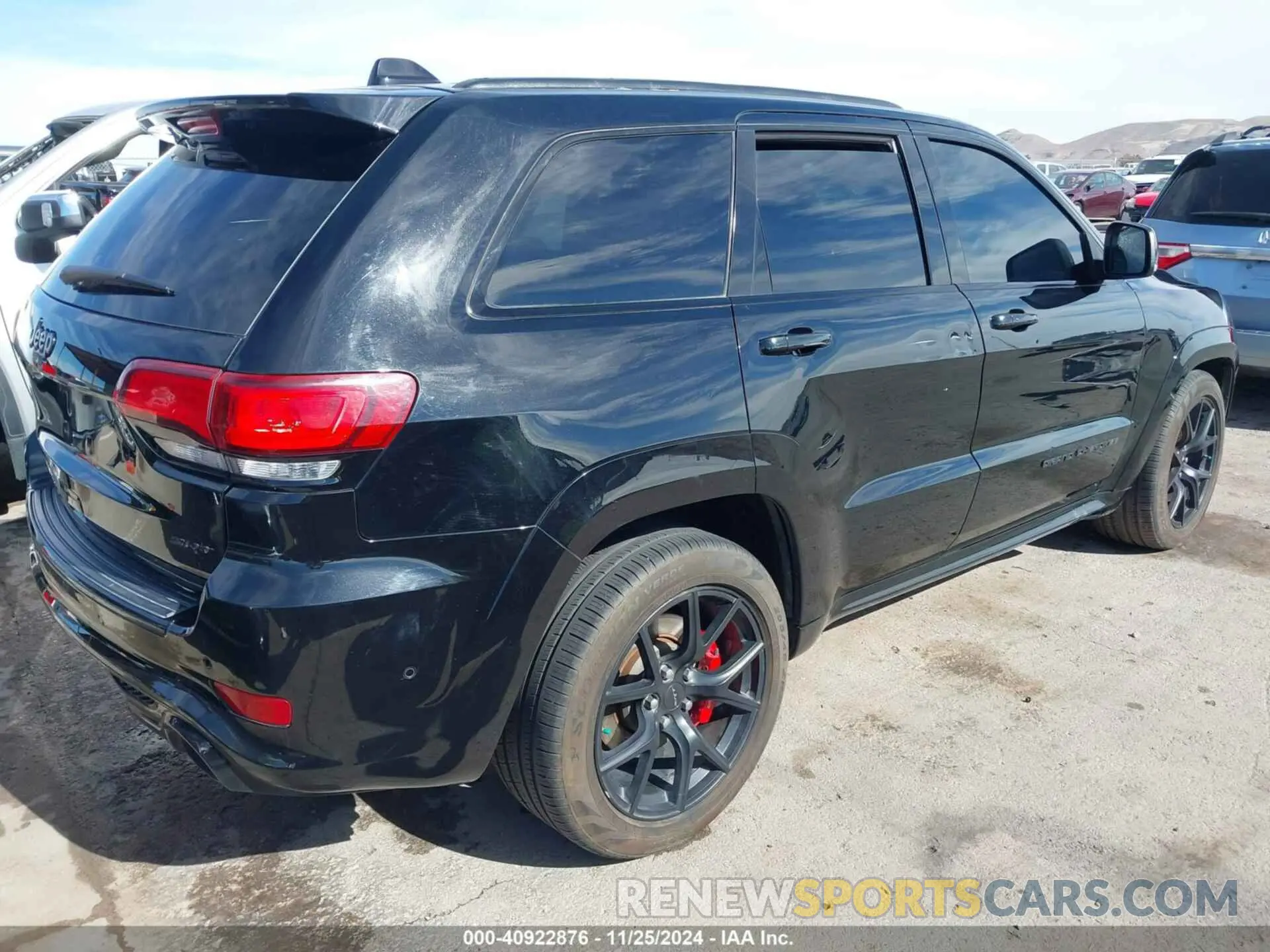 4 Фотография поврежденного автомобиля 1C4RJFDJ5KC611105 JEEP GRAND CHEROKEE 2019