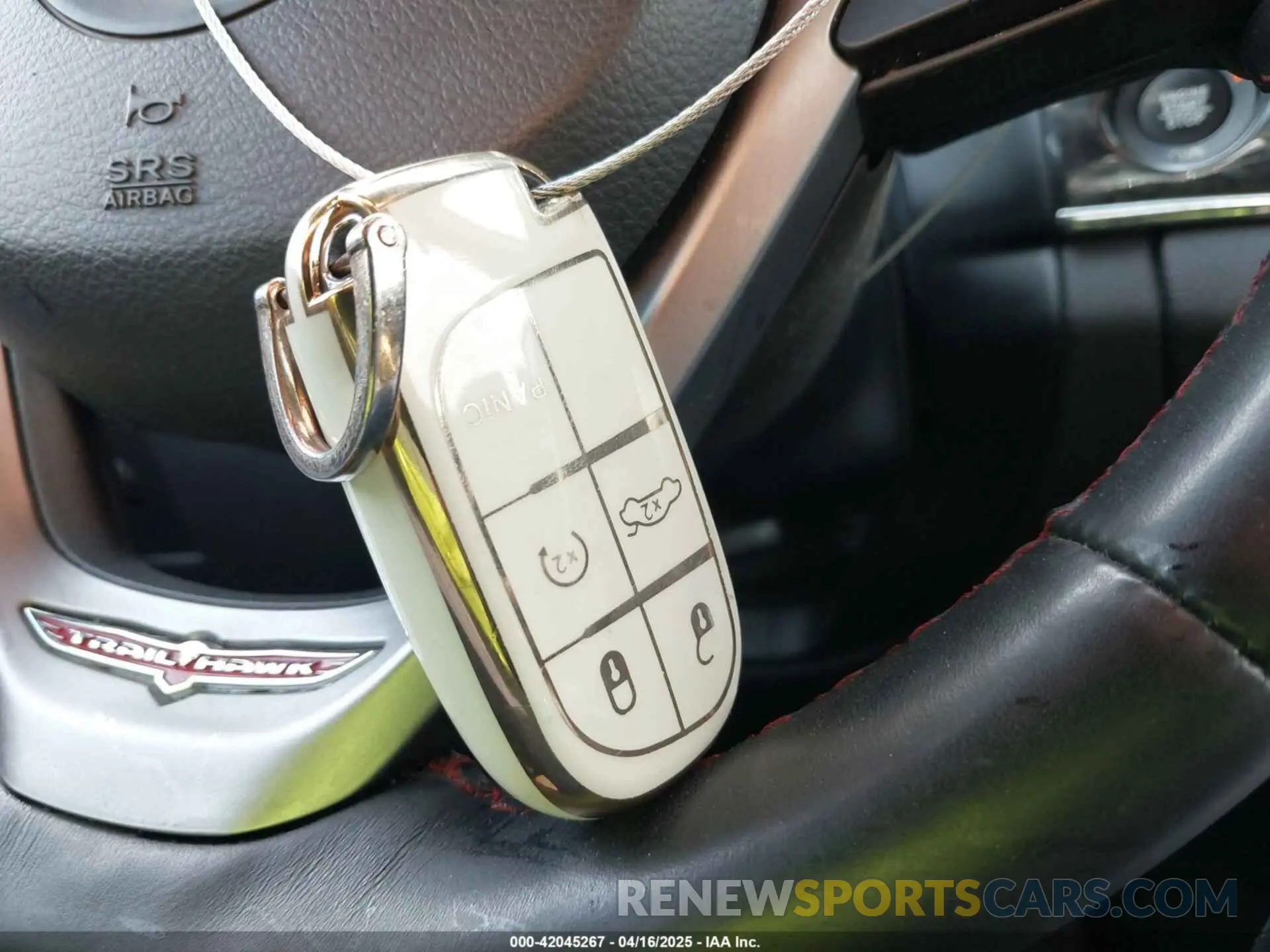 11 Photograph of a damaged car 1C4RJFLG3KC771909 JEEP GRAND CHEROKEE 2019