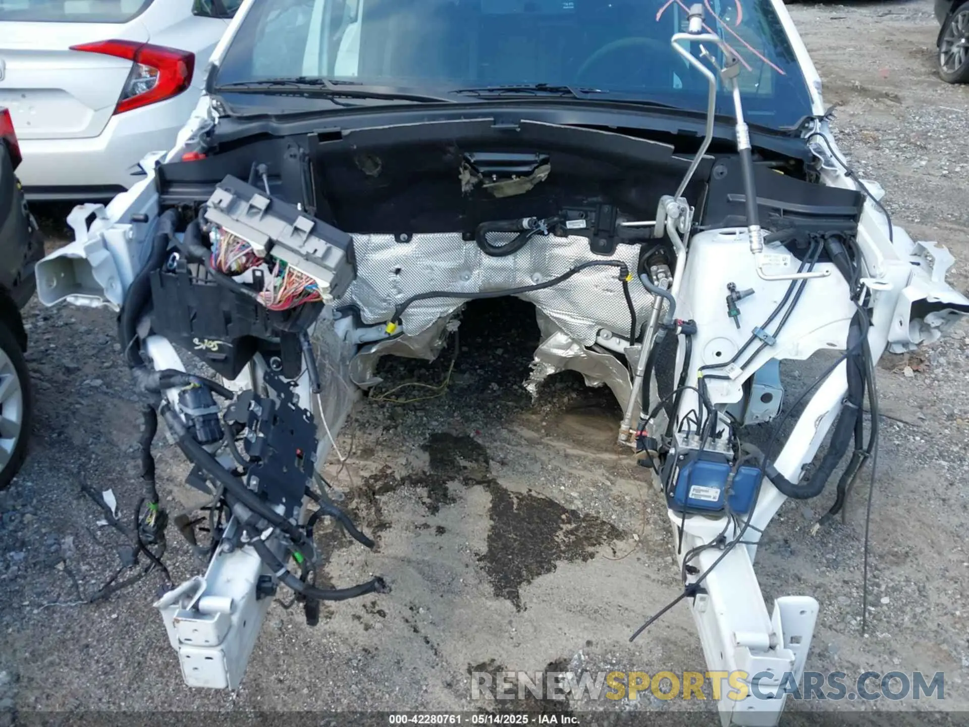 10 Photograph of a damaged car 1C4RJFN9XKC593656 JEEP GRAND CHEROKEE 2019