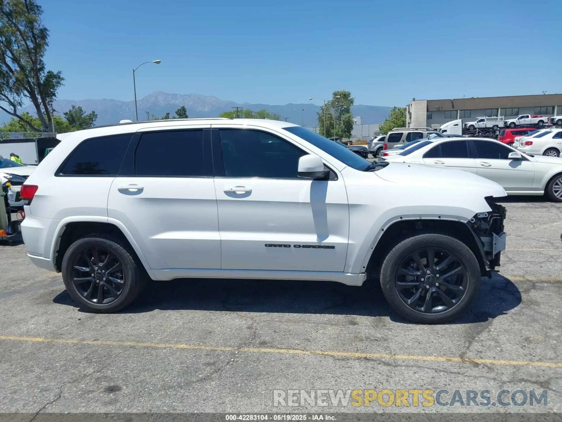 14 Фотография поврежденного автомобиля 1C4RJEAG1LC170576 JEEP GRAND CHEROKEE 2020
