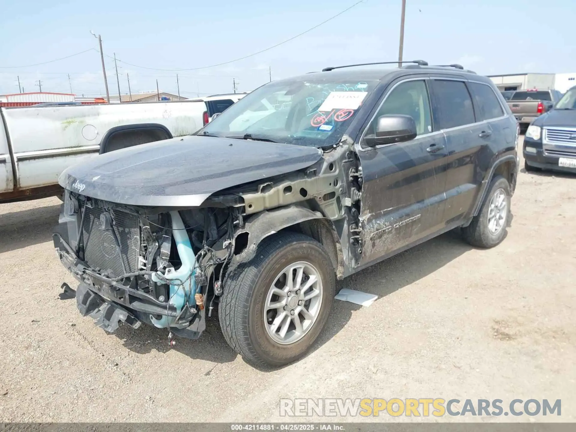 2 Photograph of a damaged car 1C4RJEAG2LC284912 JEEP GRAND CHEROKEE 2020