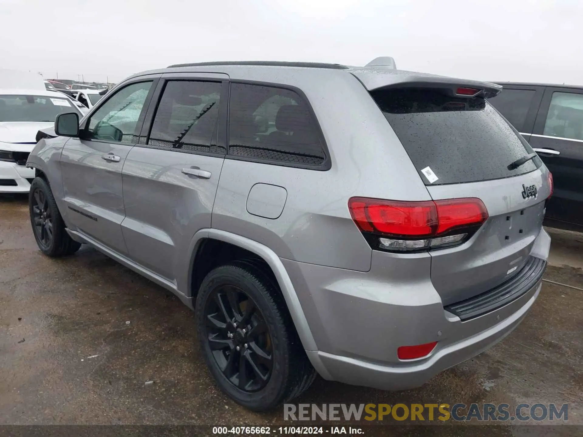 3 Photograph of a damaged car 1C4RJEAG2LC392060 JEEP GRAND CHEROKEE 2020