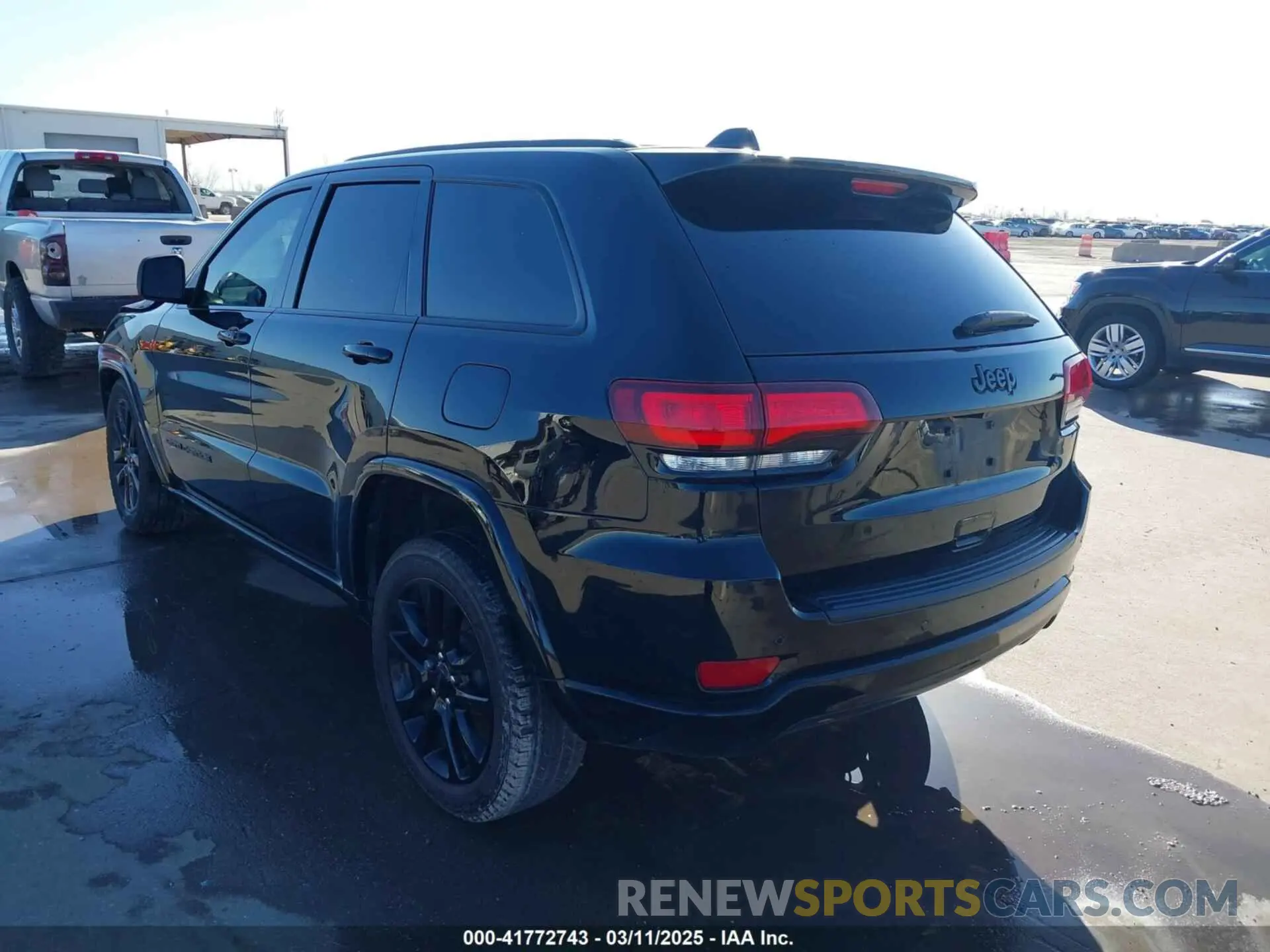 3 Фотография поврежденного автомобиля 1C4RJEAG2LC392639 JEEP GRAND CHEROKEE 2020