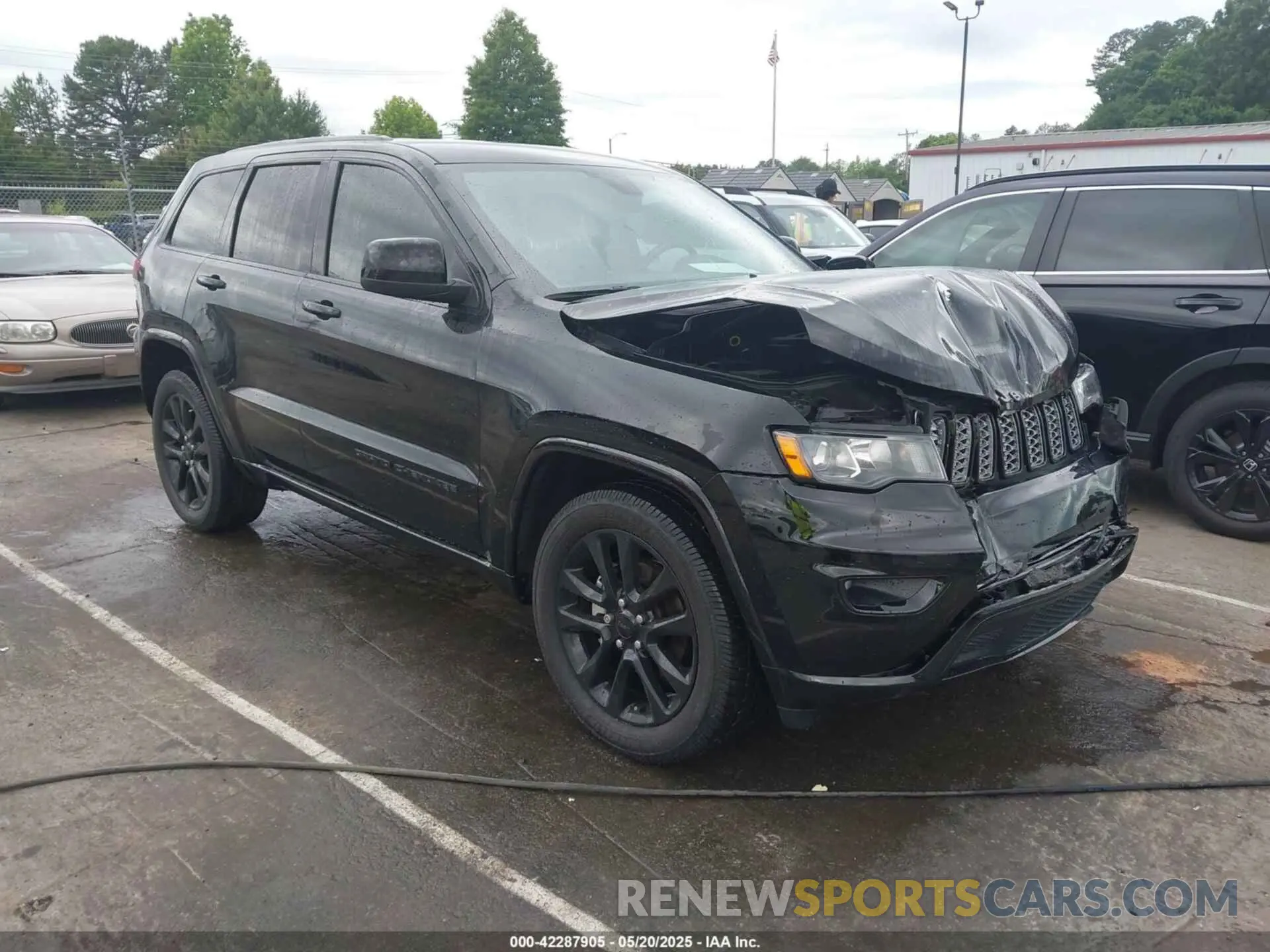 1 Фотография поврежденного автомобиля 1C4RJEAG4LC439542 JEEP GRAND CHEROKEE 2020