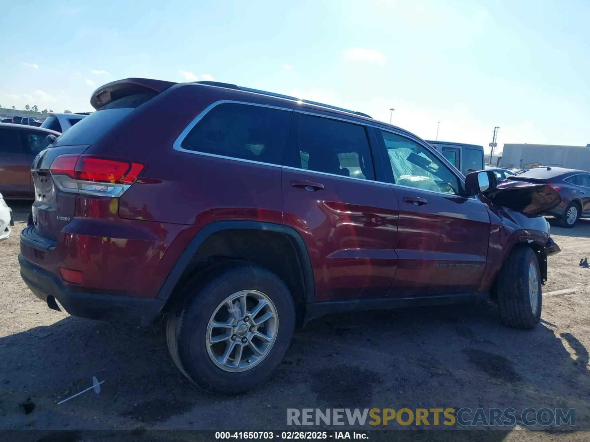 13 Photograph of a damaged car 1C4RJEAG5LC278442 JEEP GRAND CHEROKEE 2020