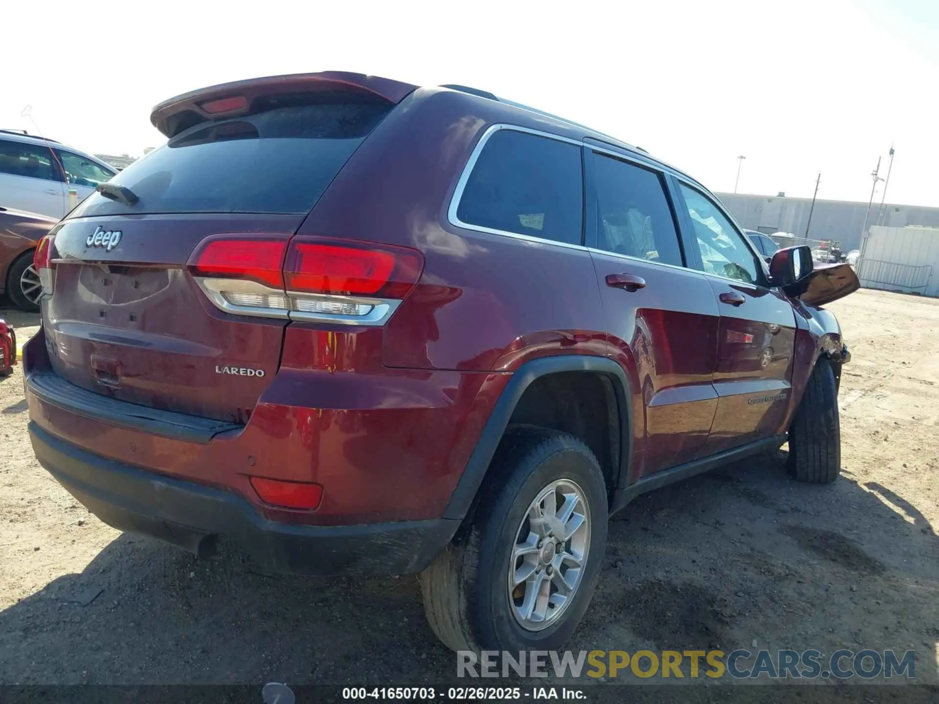 4 Photograph of a damaged car 1C4RJEAG5LC278442 JEEP GRAND CHEROKEE 2020