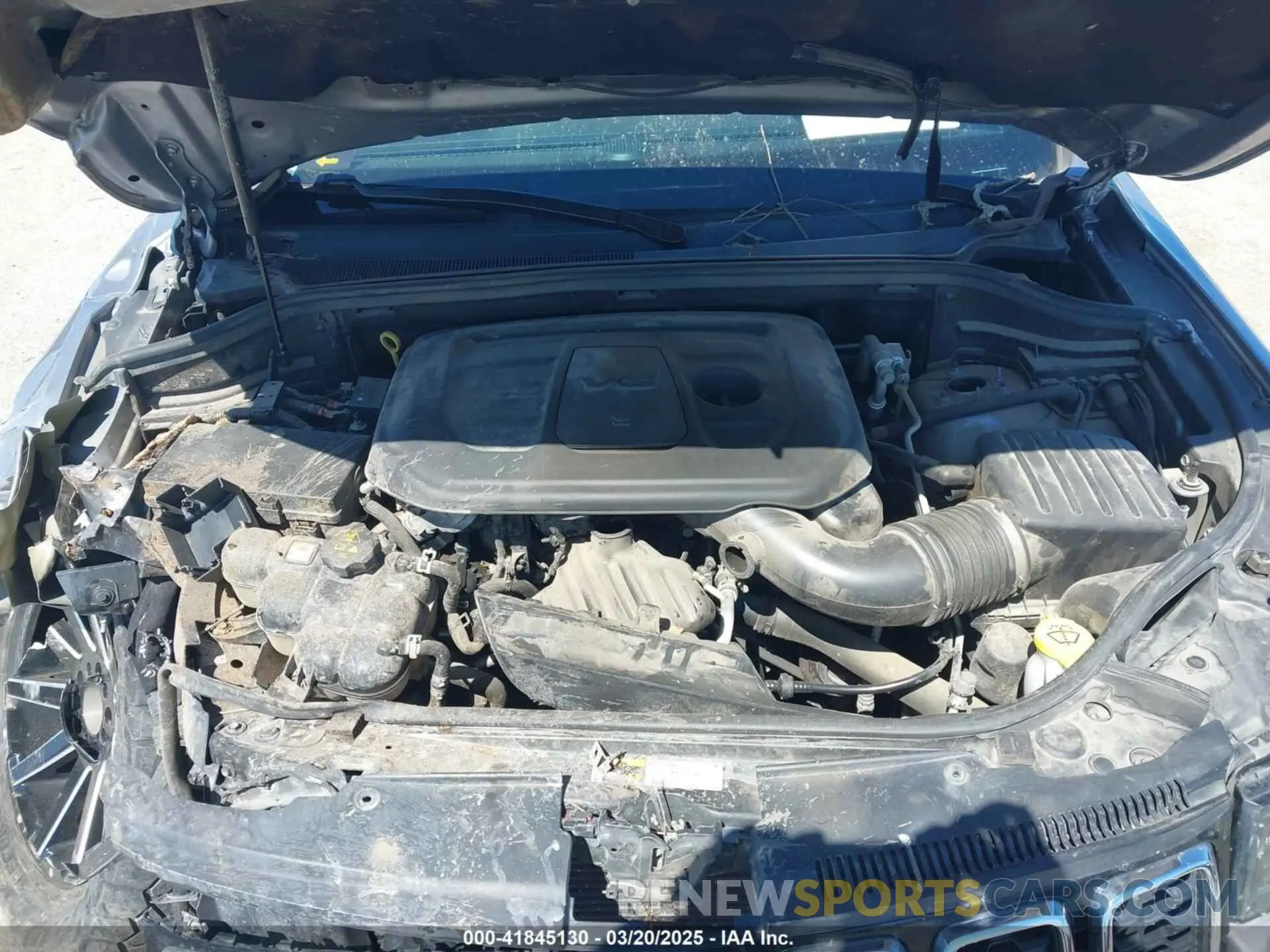 10 Photograph of a damaged car 1C4RJEAG6LC256742 JEEP GRAND CHEROKEE 2020