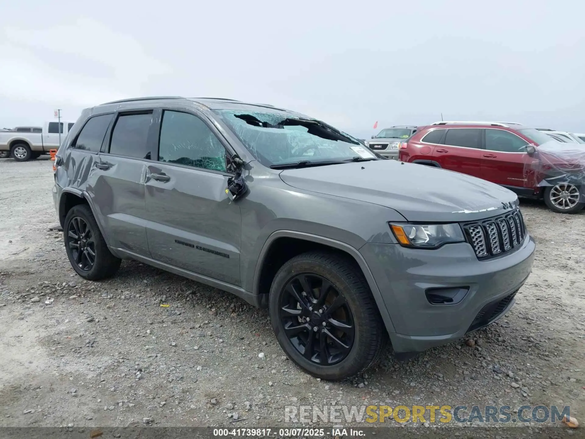 1 Photograph of a damaged car 1C4RJEAG8LC244544 JEEP GRAND CHEROKEE 2020