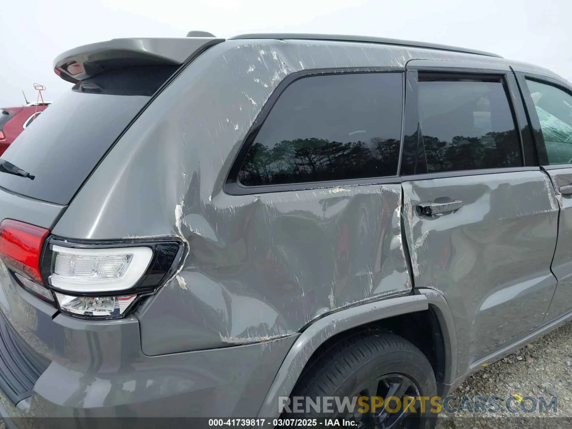 12 Photograph of a damaged car 1C4RJEAG8LC244544 JEEP GRAND CHEROKEE 2020