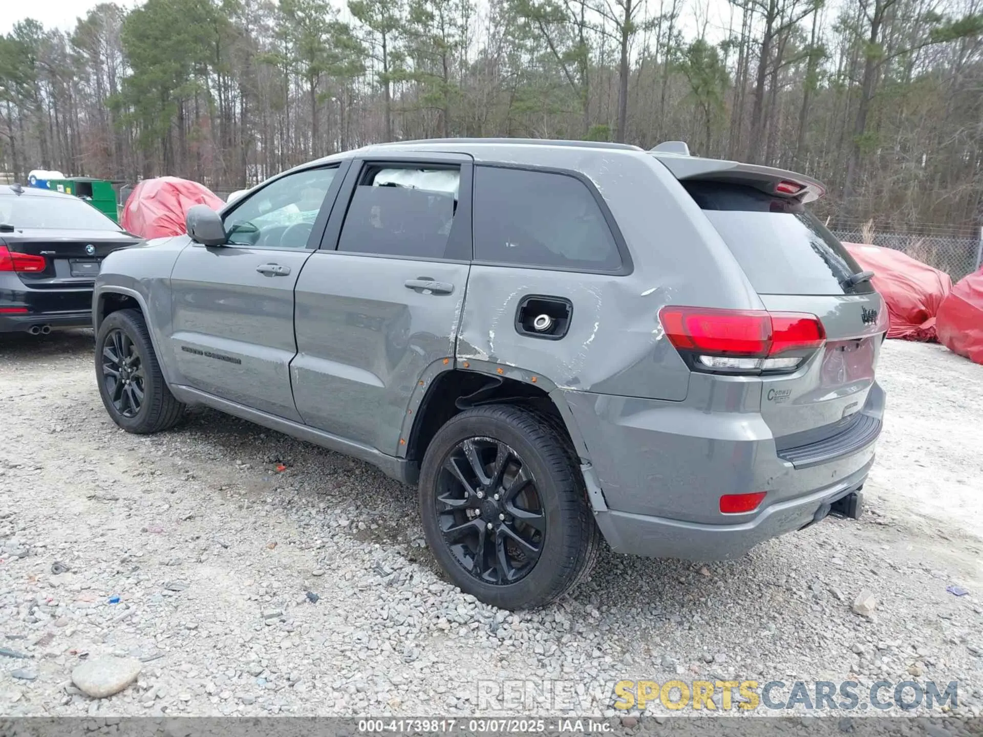 3 Photograph of a damaged car 1C4RJEAG8LC244544 JEEP GRAND CHEROKEE 2020