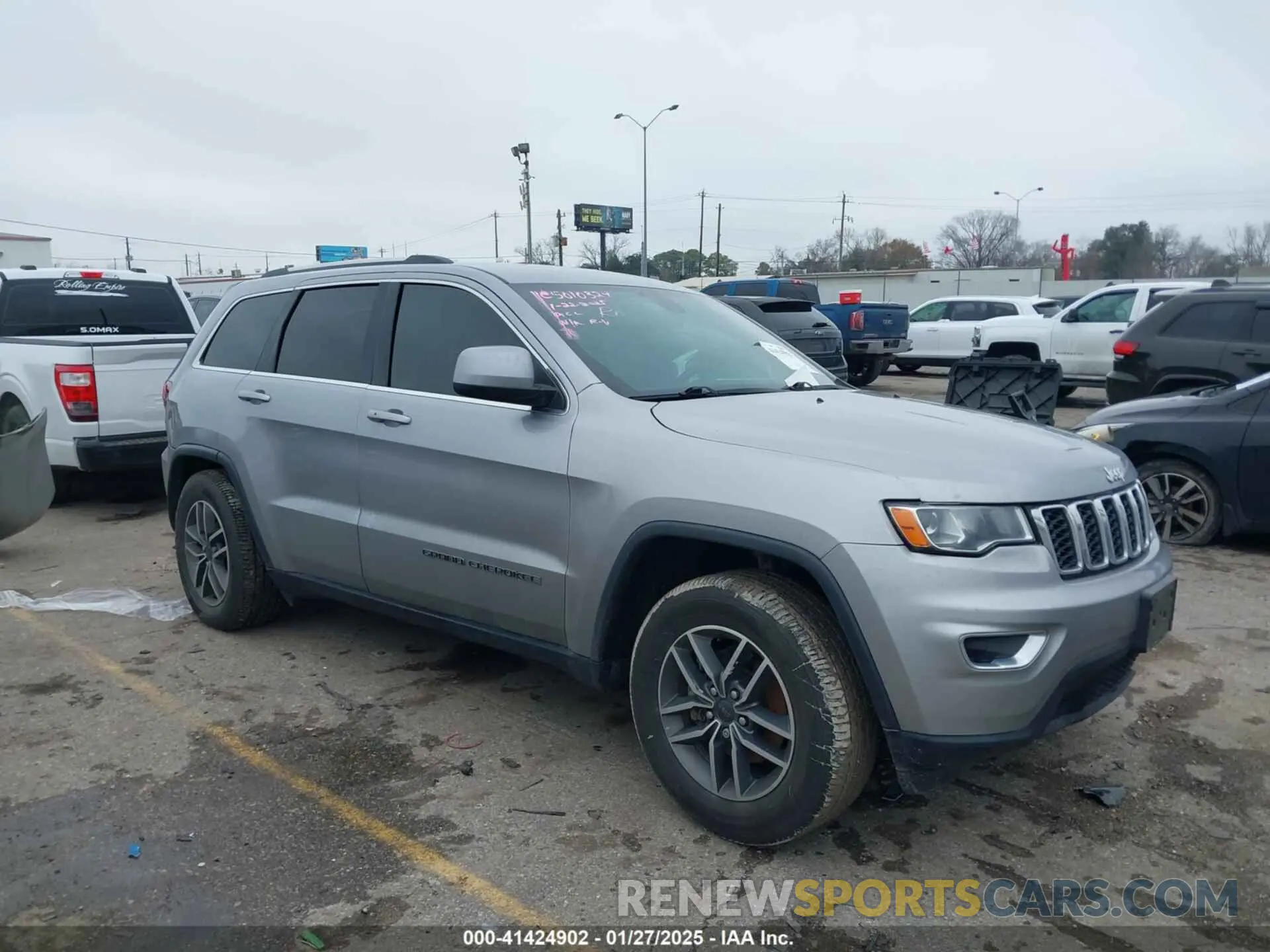 1 Photograph of a damaged car 1C4RJEAGXLC278453 JEEP GRAND CHEROKEE 2020
