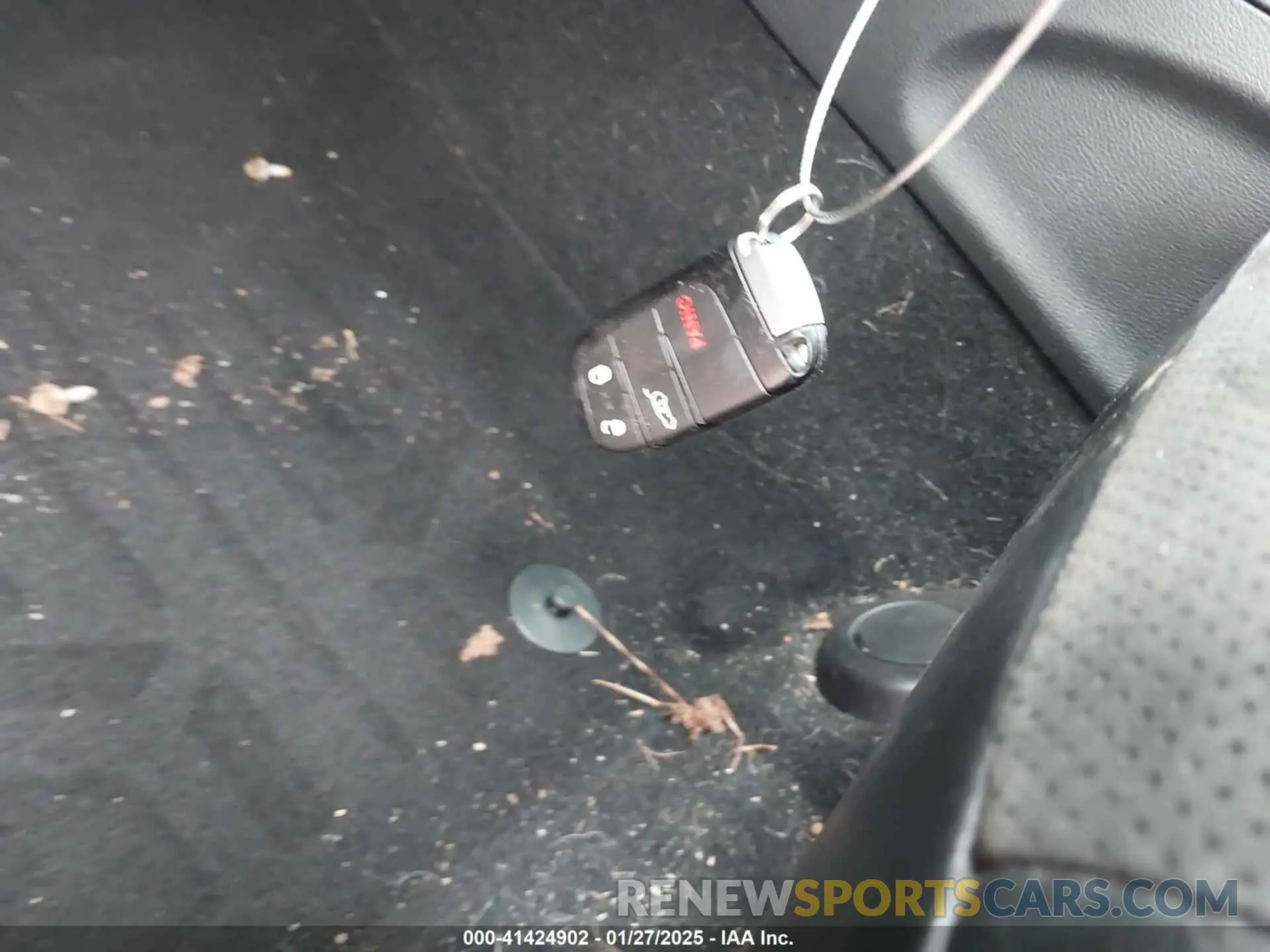 11 Photograph of a damaged car 1C4RJEAGXLC278453 JEEP GRAND CHEROKEE 2020