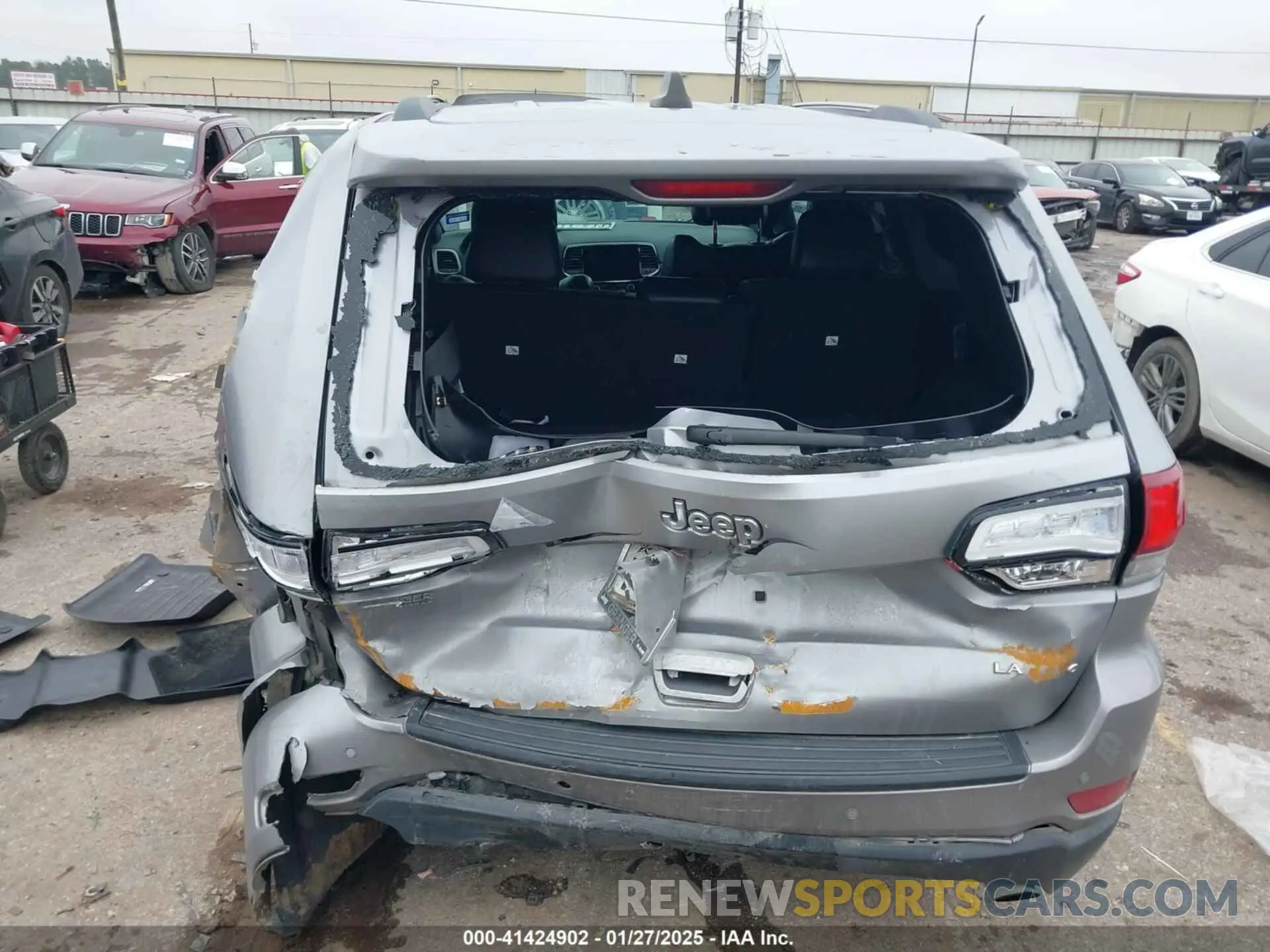 16 Photograph of a damaged car 1C4RJEAGXLC278453 JEEP GRAND CHEROKEE 2020