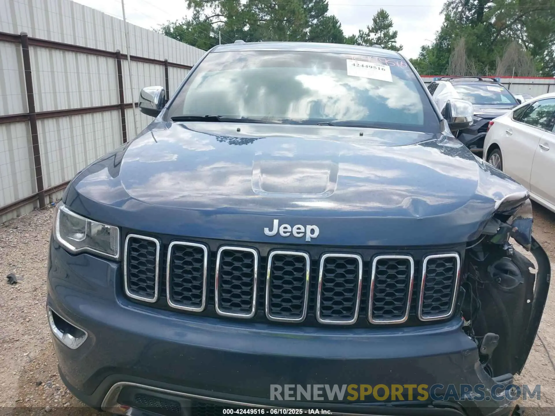 13 Photograph of a damaged car 1C4RJEBG0LC160846 JEEP GRAND CHEROKEE 2020