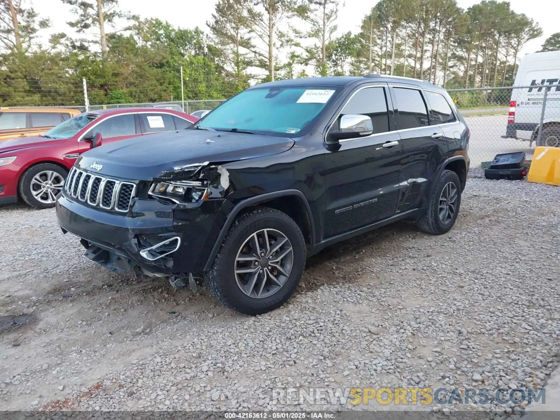 2 Photograph of a damaged car 1C4RJEBG0LC305867 JEEP GRAND CHEROKEE 2020