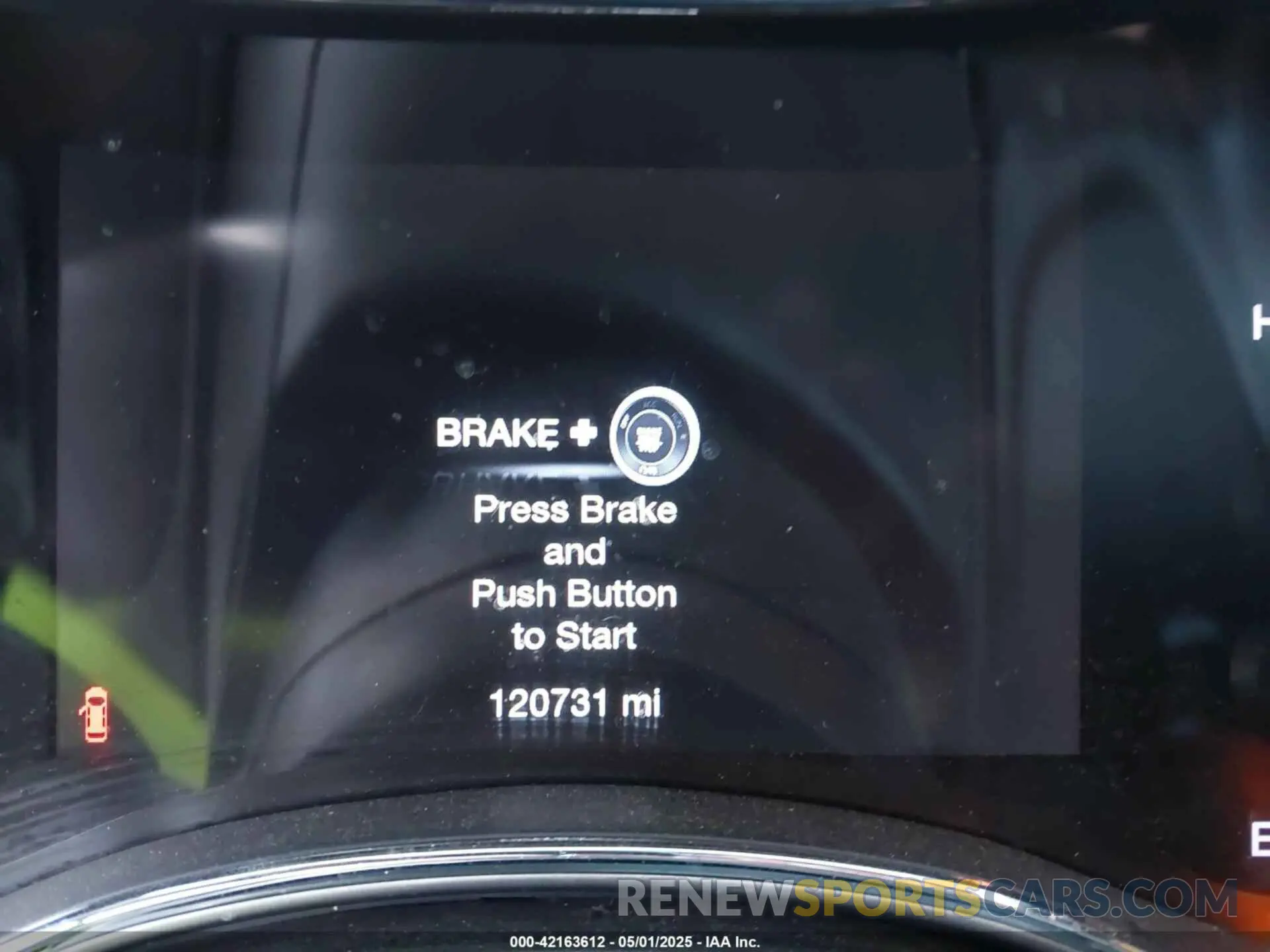 7 Photograph of a damaged car 1C4RJEBG0LC305867 JEEP GRAND CHEROKEE 2020
