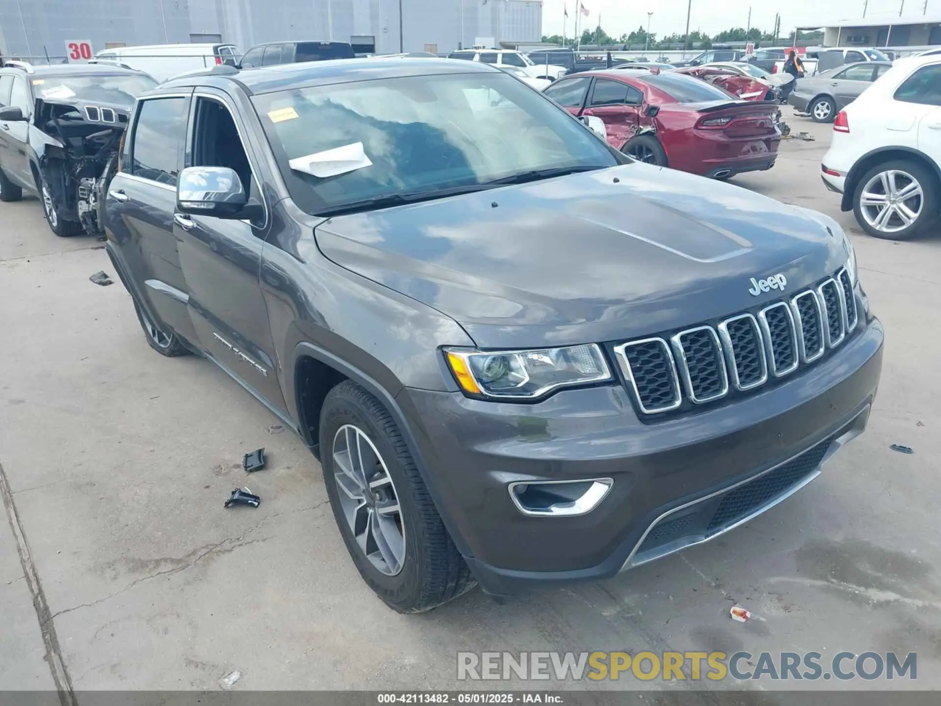 1 Photograph of a damaged car 1C4RJEBG4LC295201 JEEP GRAND CHEROKEE 2020