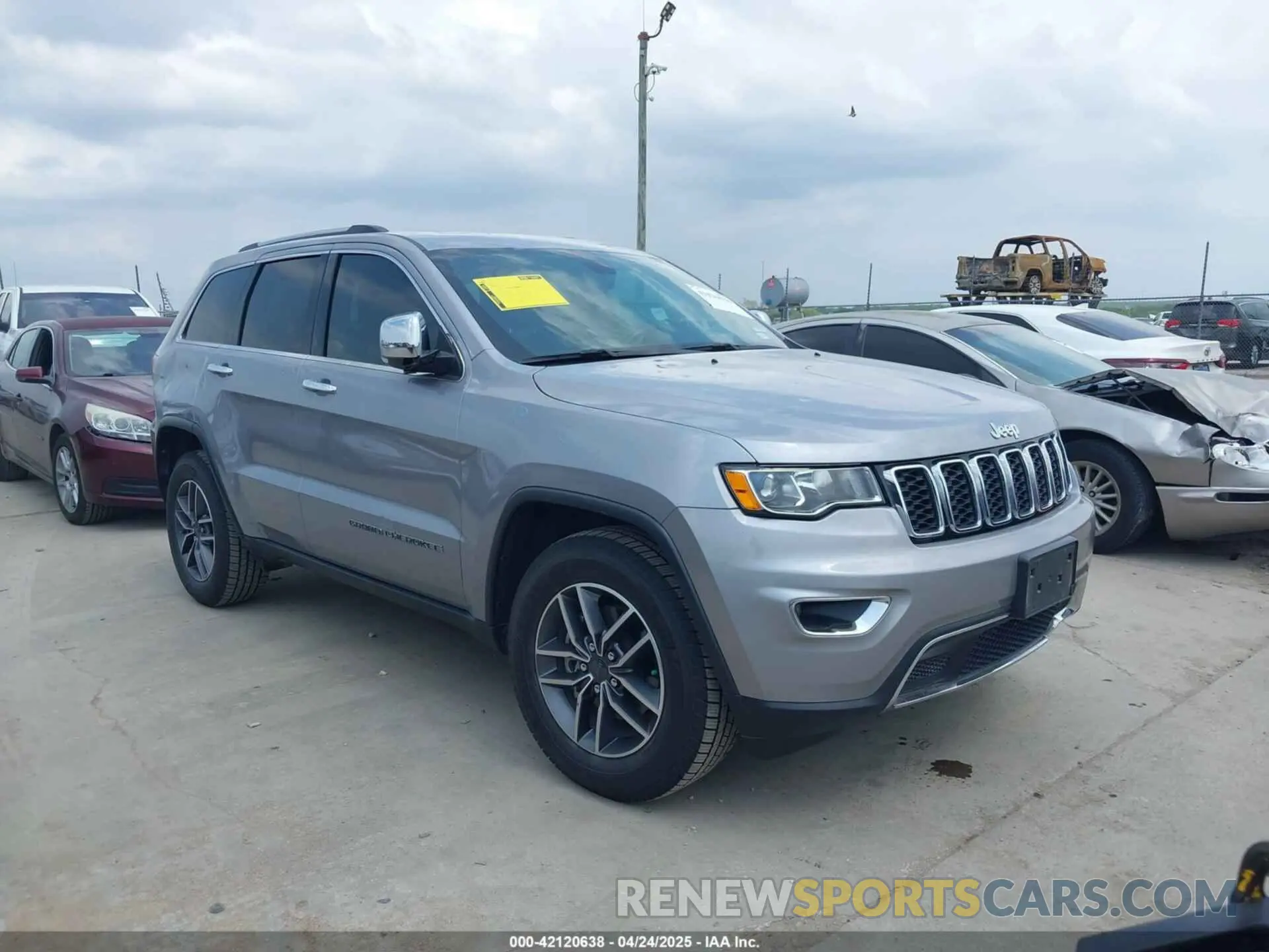 1 Photograph of a damaged car 1C4RJEBG4LC372293 JEEP GRAND CHEROKEE 2020