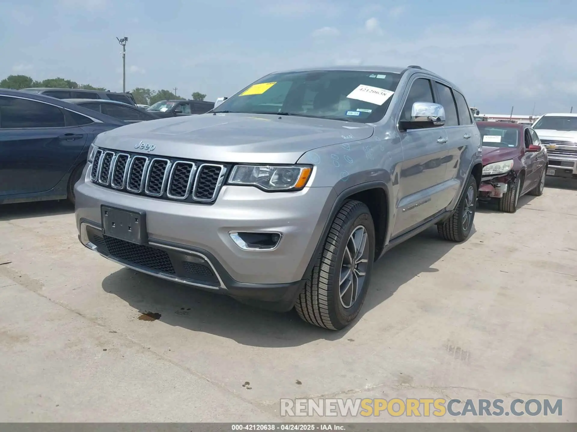 2 Photograph of a damaged car 1C4RJEBG4LC372293 JEEP GRAND CHEROKEE 2020