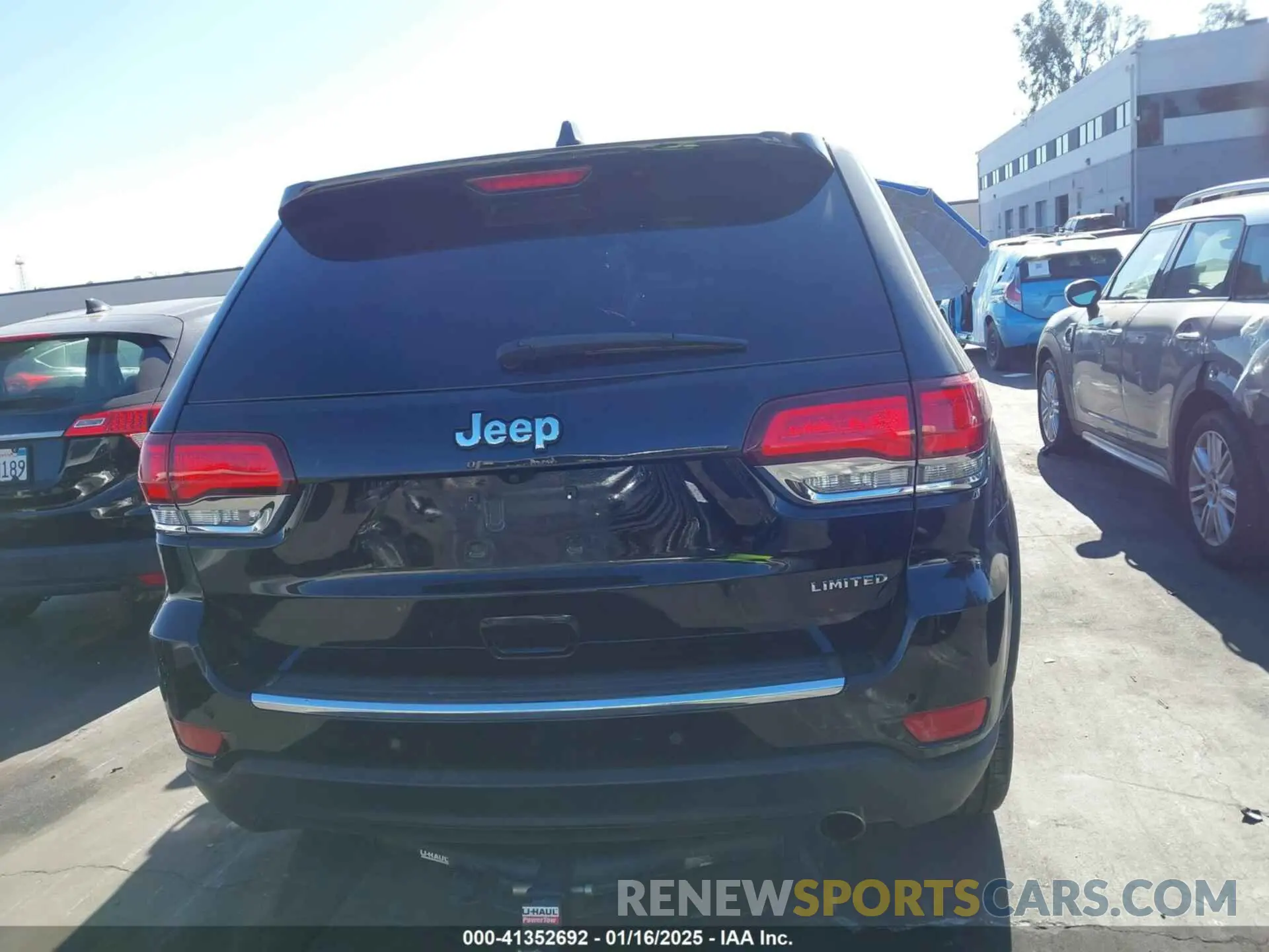 16 Photograph of a damaged car 1C4RJEBG8LC281138 JEEP GRAND CHEROKEE 2020