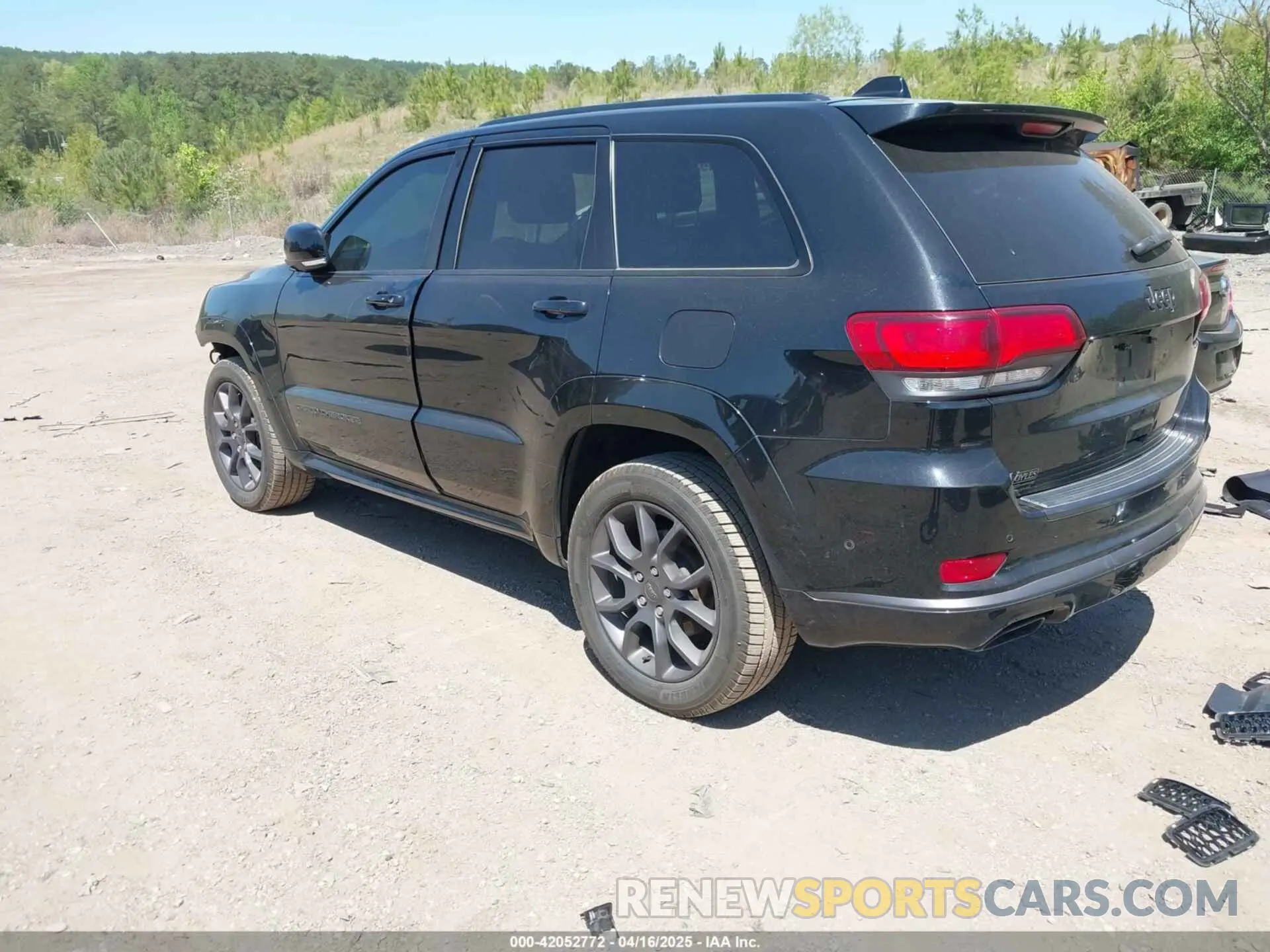 3 Photograph of a damaged car 1C4RJECG2LC140709 JEEP GRAND CHEROKEE 2020