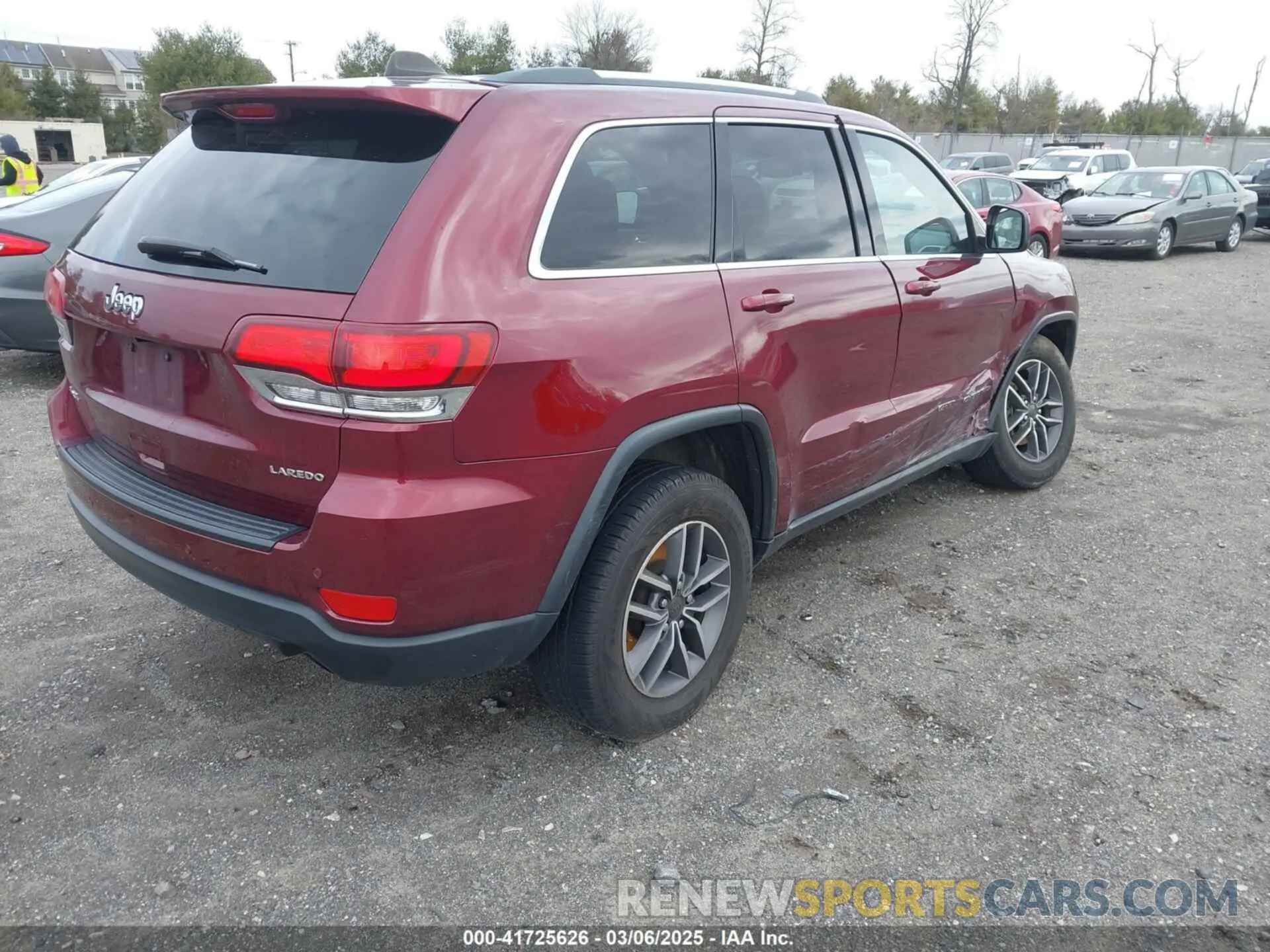 4 Photograph of a damaged car 1C4RJFAG2LC147846 JEEP GRAND CHEROKEE 2020
