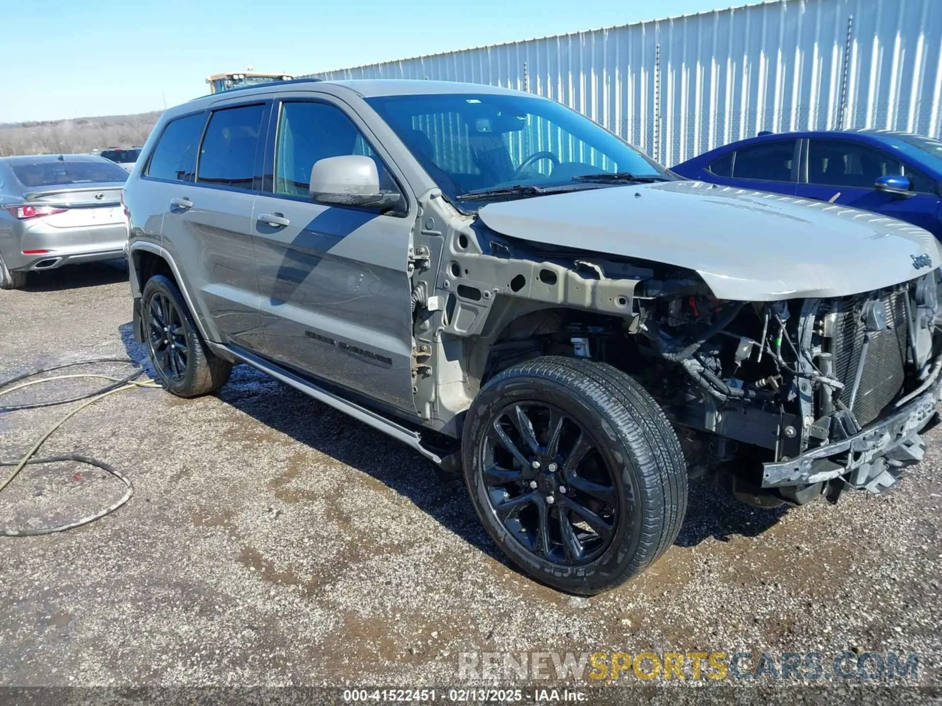 1 Photograph of a damaged car 1C4RJFAG3LC376021 JEEP GRAND CHEROKEE 2020