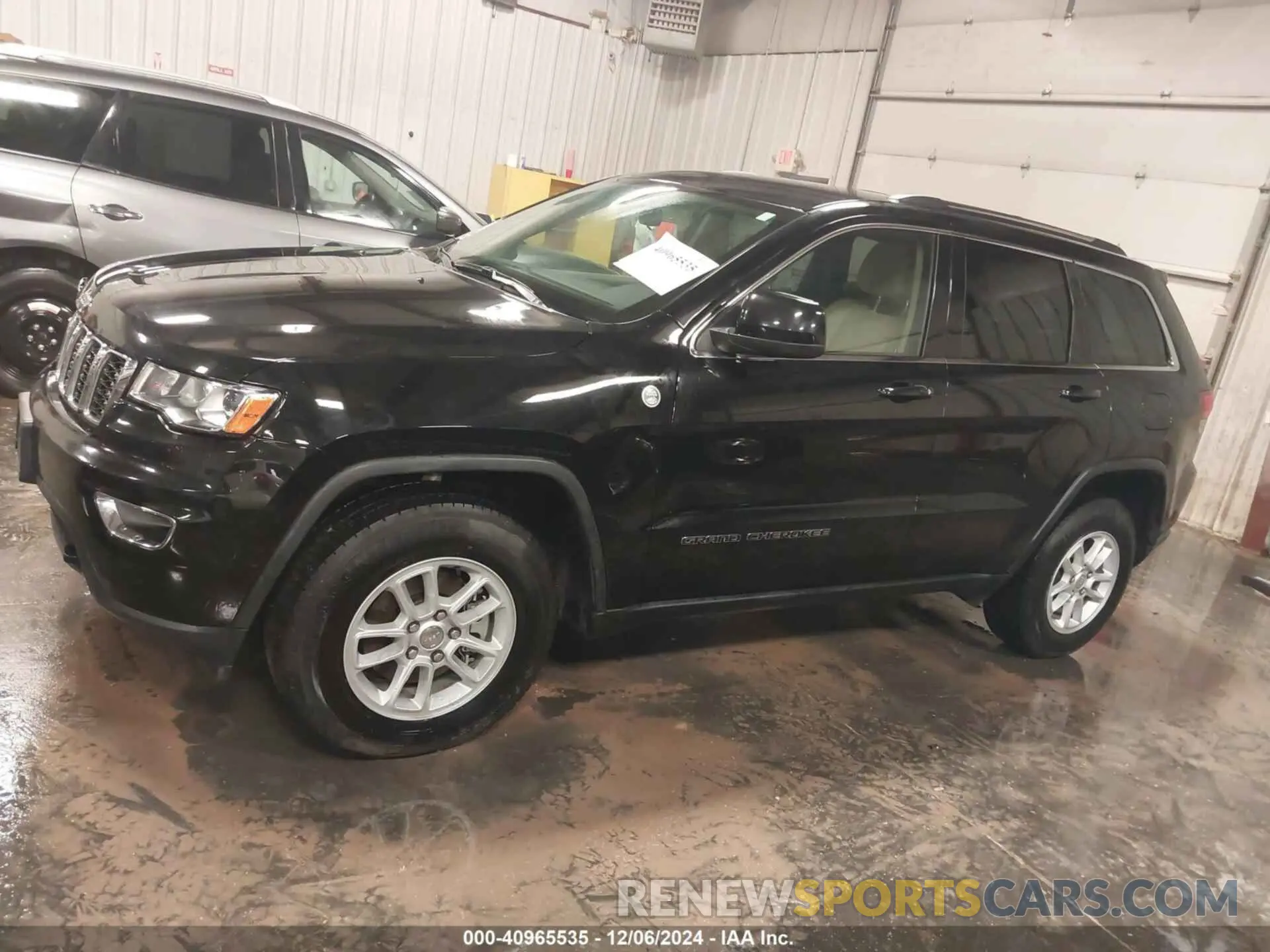 14 Photograph of a damaged car 1C4RJFAG4LC444049 JEEP GRAND CHEROKEE 2020