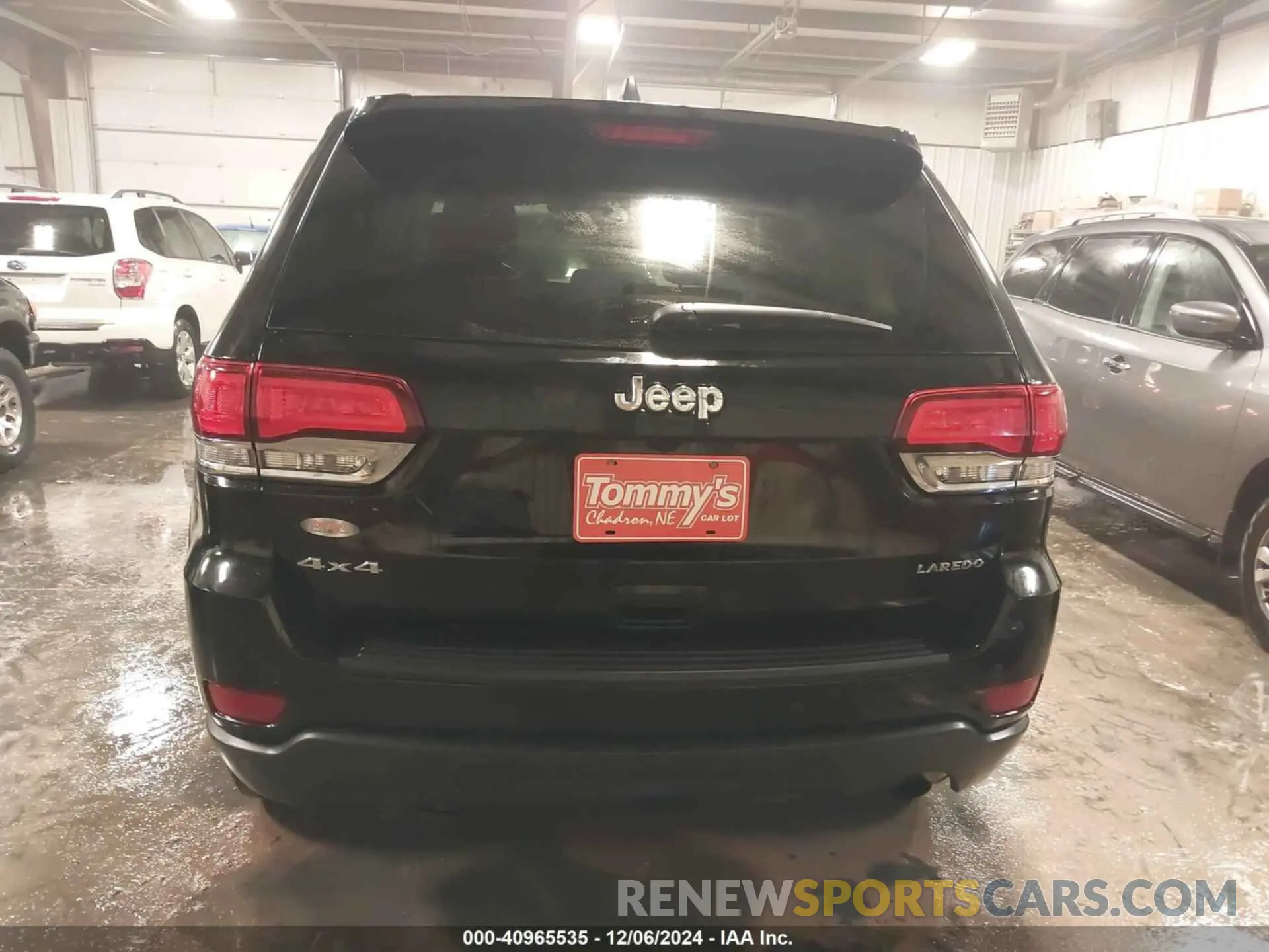 16 Photograph of a damaged car 1C4RJFAG4LC444049 JEEP GRAND CHEROKEE 2020