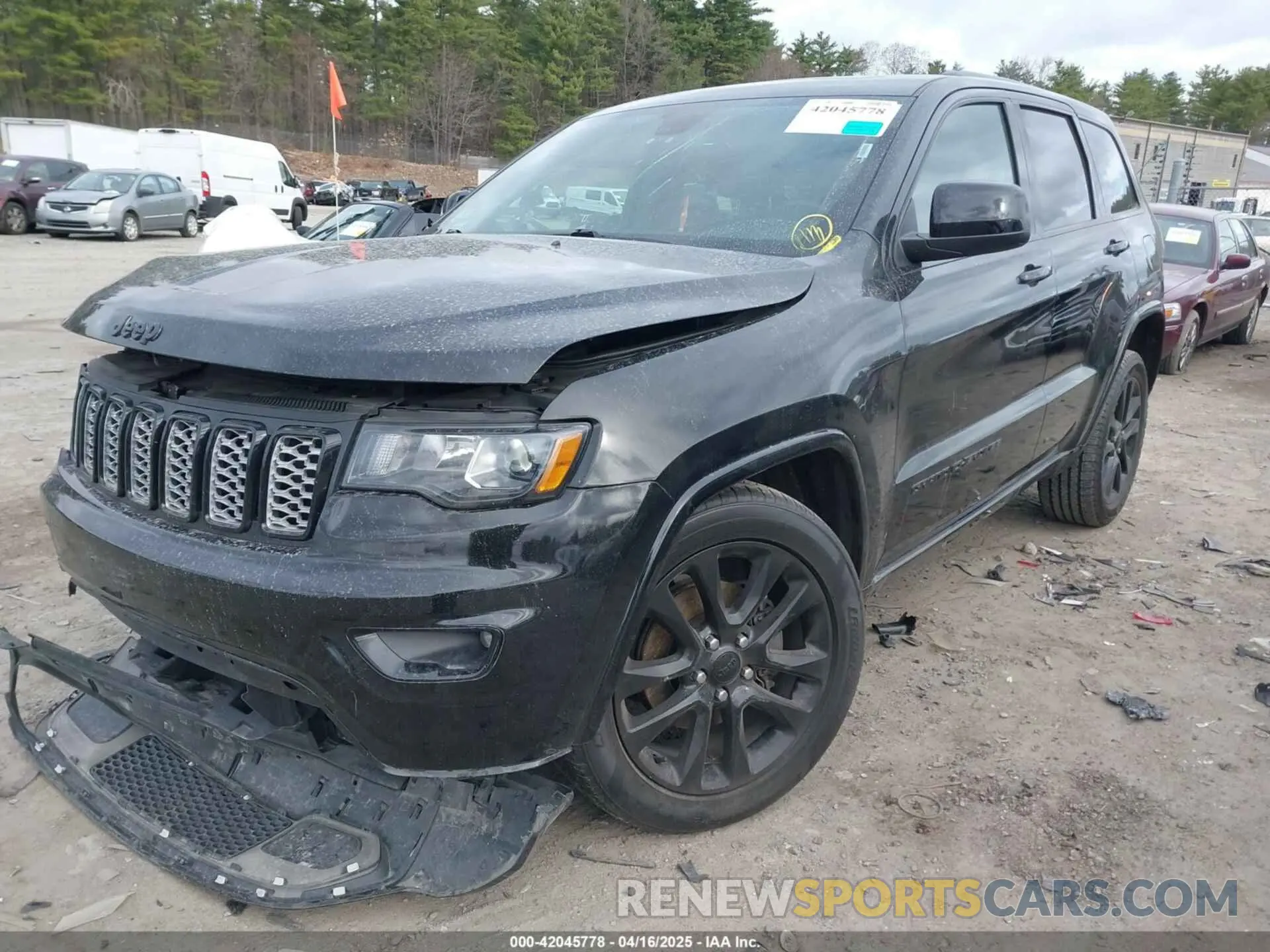 2 Photograph of a damaged car 1C4RJFAG5LC315074 JEEP GRAND CHEROKEE 2020