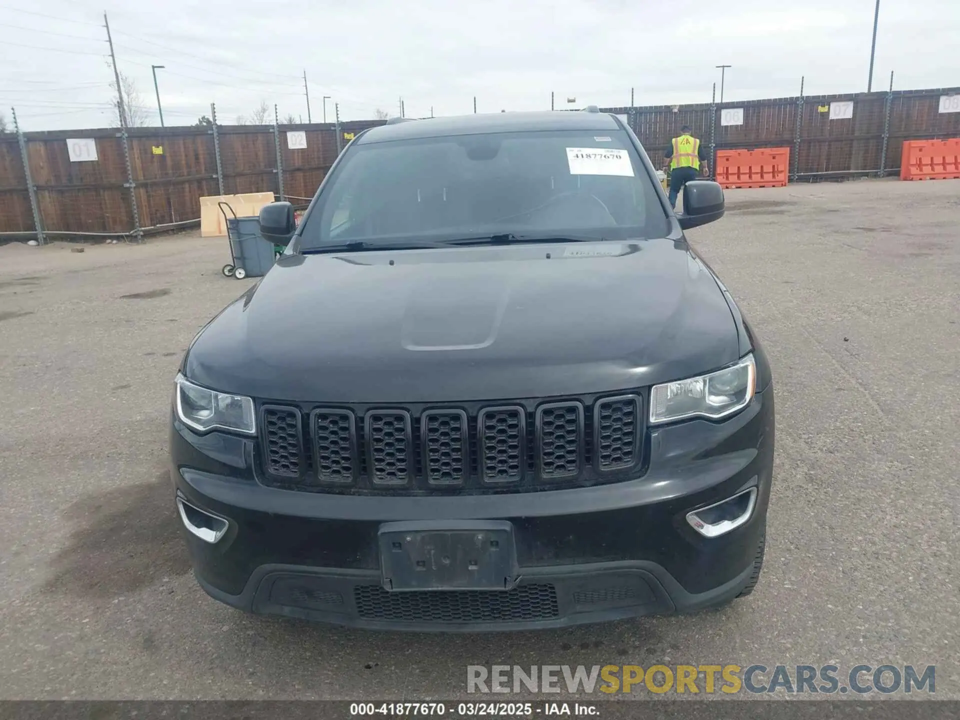 12 Photograph of a damaged car 1C4RJFAG6LC138485 JEEP GRAND CHEROKEE 2020