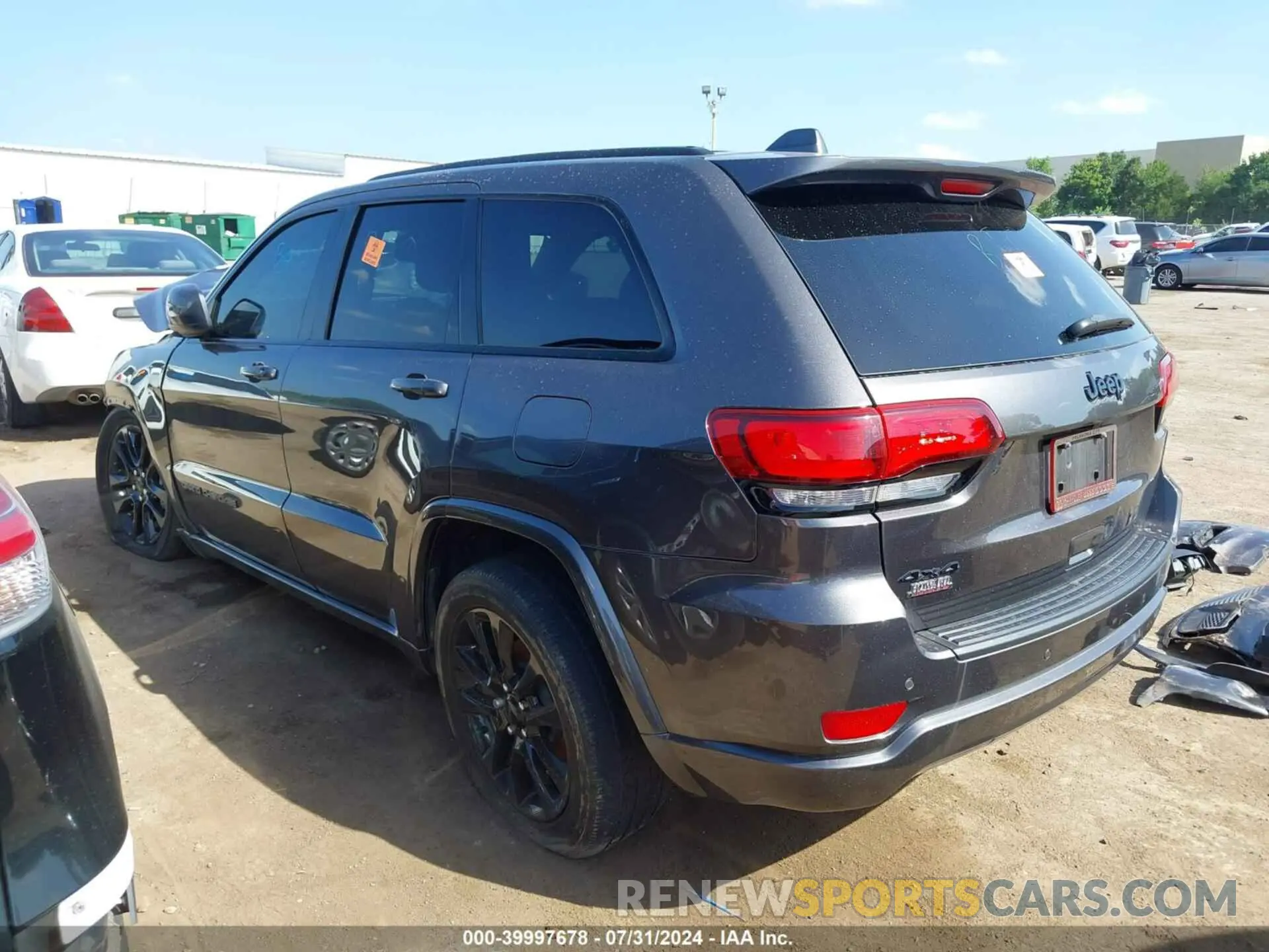 3 Photograph of a damaged car 1C4RJFAG6LC169381 JEEP GRAND CHEROKEE 2020