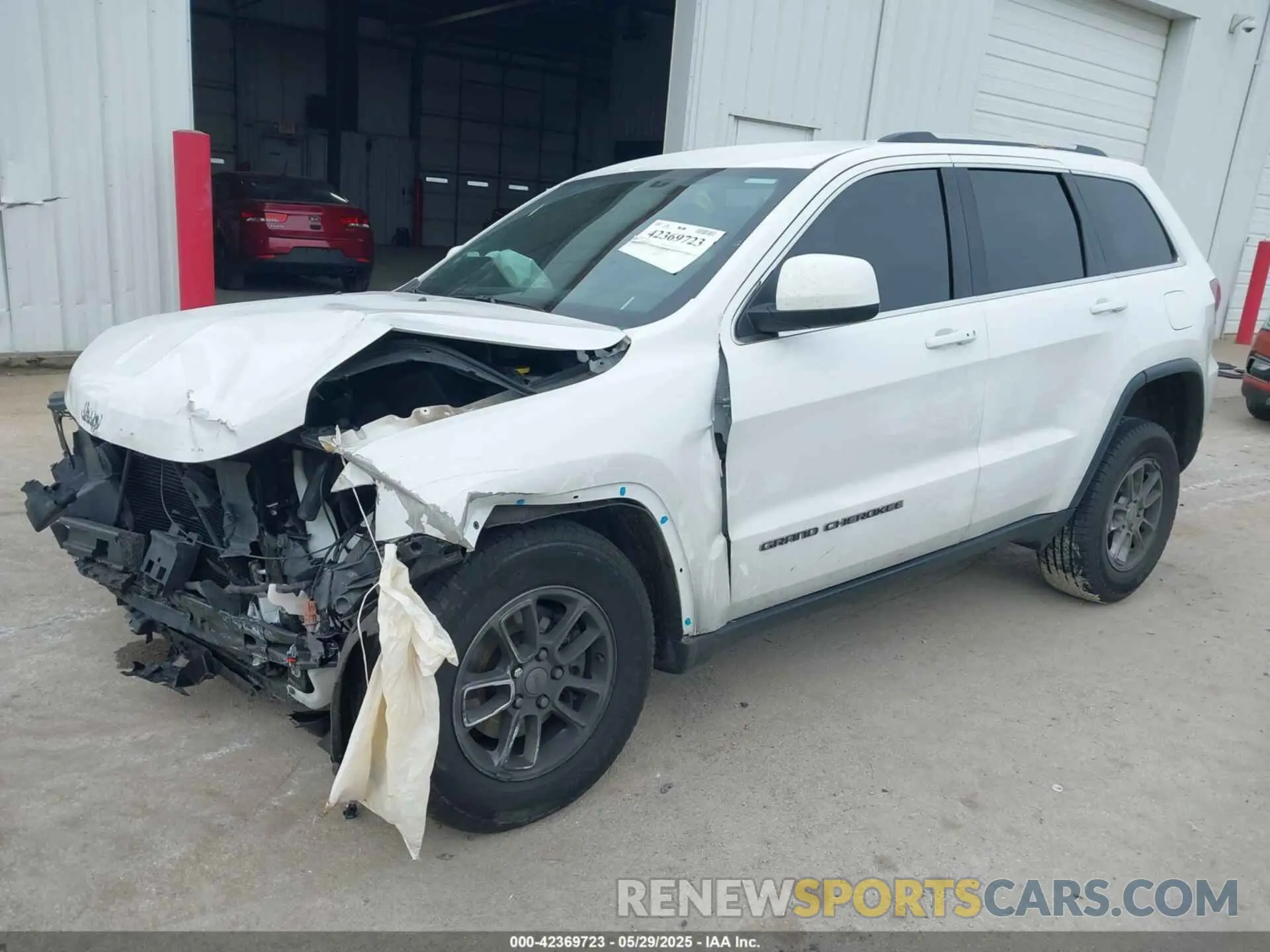 2 Фотография поврежденного автомобиля 1C4RJFAG7LC421641 JEEP GRAND CHEROKEE 2020