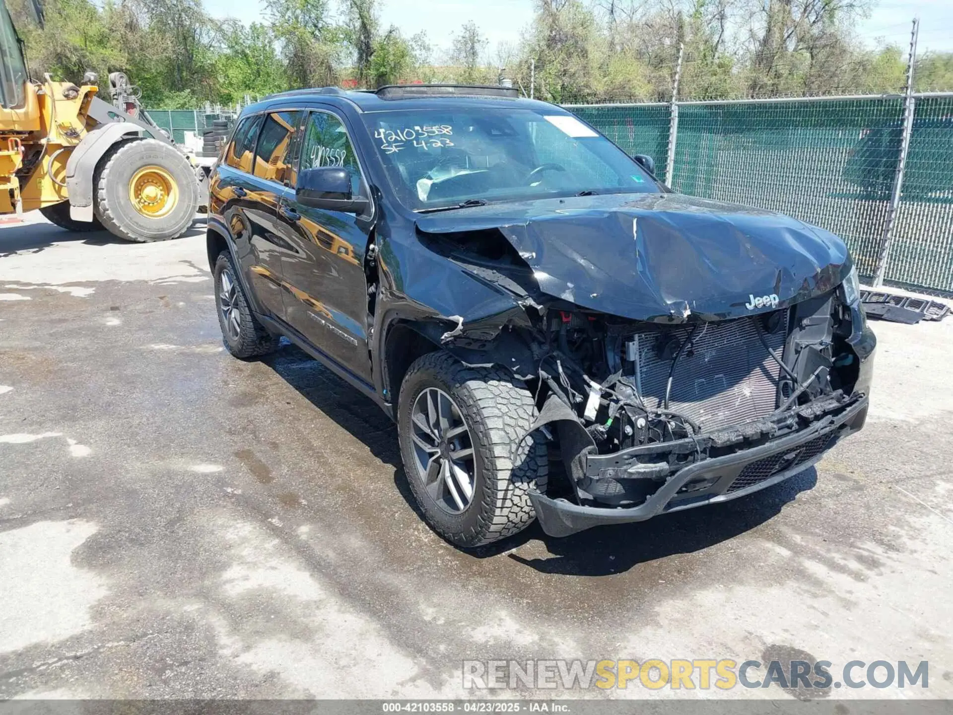 1 Photograph of a damaged car 1C4RJFAG8LC234005 JEEP GRAND CHEROKEE 2020
