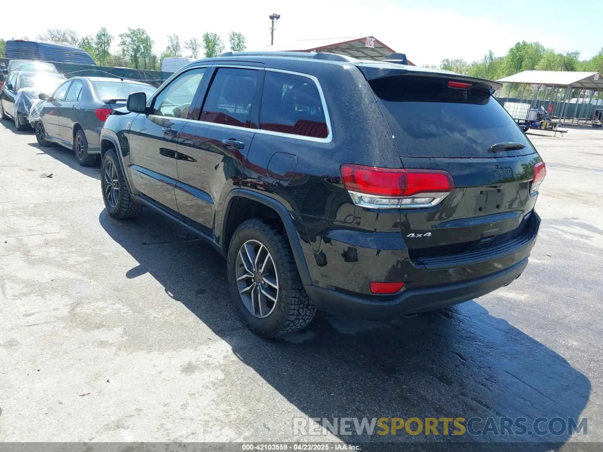 3 Photograph of a damaged car 1C4RJFAG8LC234005 JEEP GRAND CHEROKEE 2020
