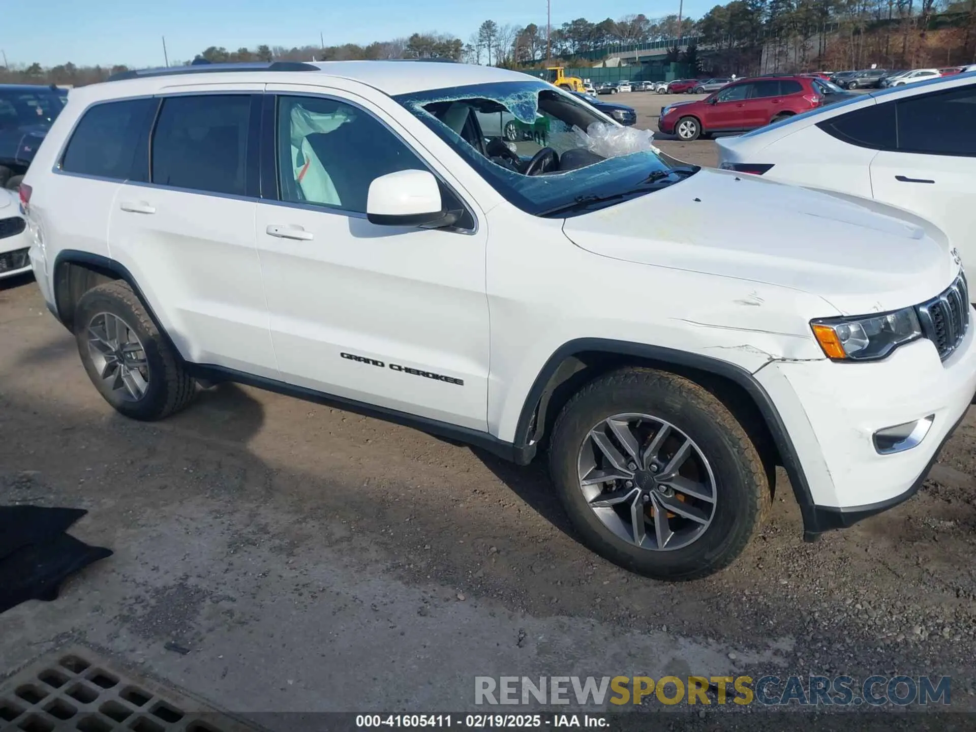 1 Photograph of a damaged car 1C4RJFAG8LC251029 JEEP GRAND CHEROKEE 2020