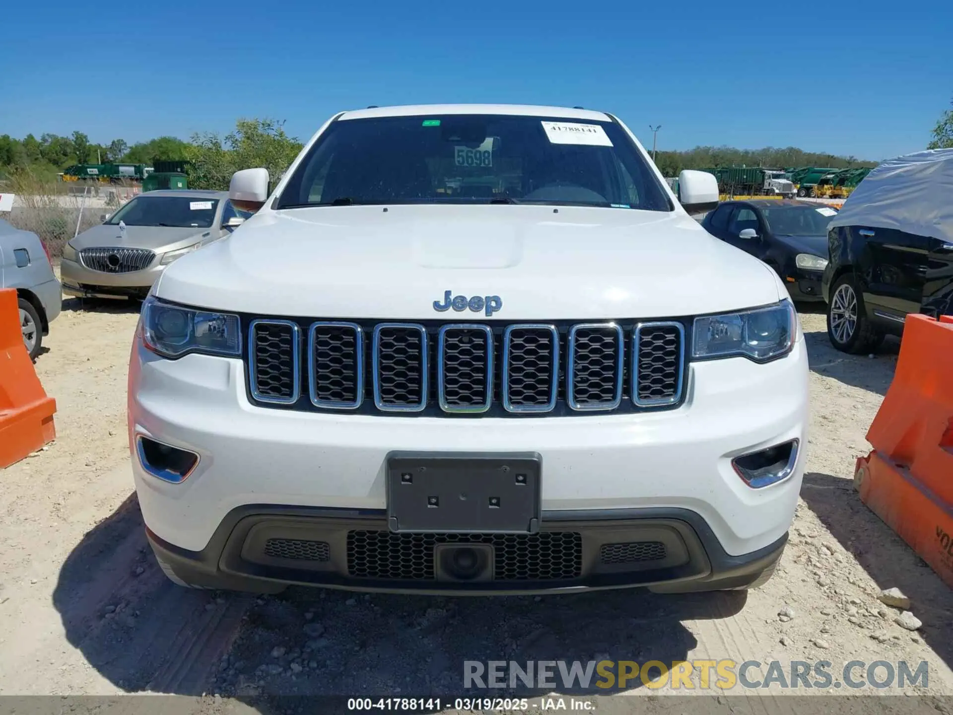 12 Photograph of a damaged car 1C4RJFAG8LC297380 JEEP GRAND CHEROKEE 2020