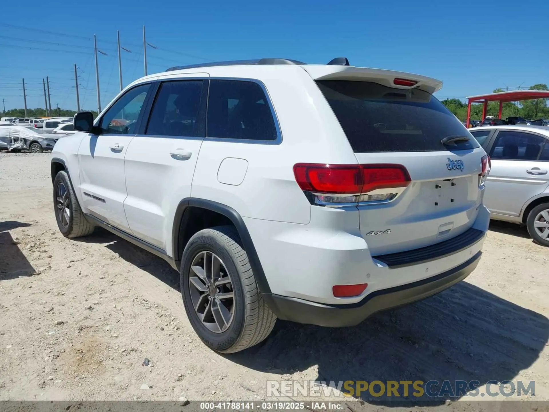 3 Photograph of a damaged car 1C4RJFAG8LC297380 JEEP GRAND CHEROKEE 2020