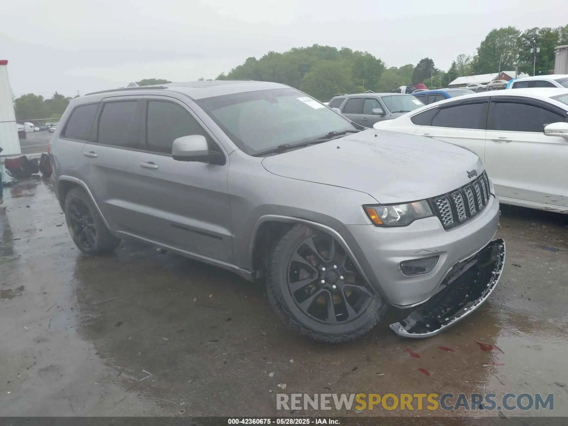 1 Photograph of a damaged car 1C4RJFAG9LC362849 JEEP GRAND CHEROKEE 2020