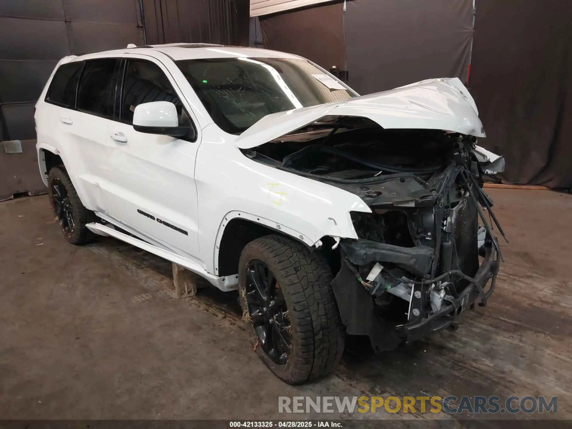 1 Фотография поврежденного автомобиля 1C4RJFAGXLC111399 JEEP GRAND CHEROKEE 2020