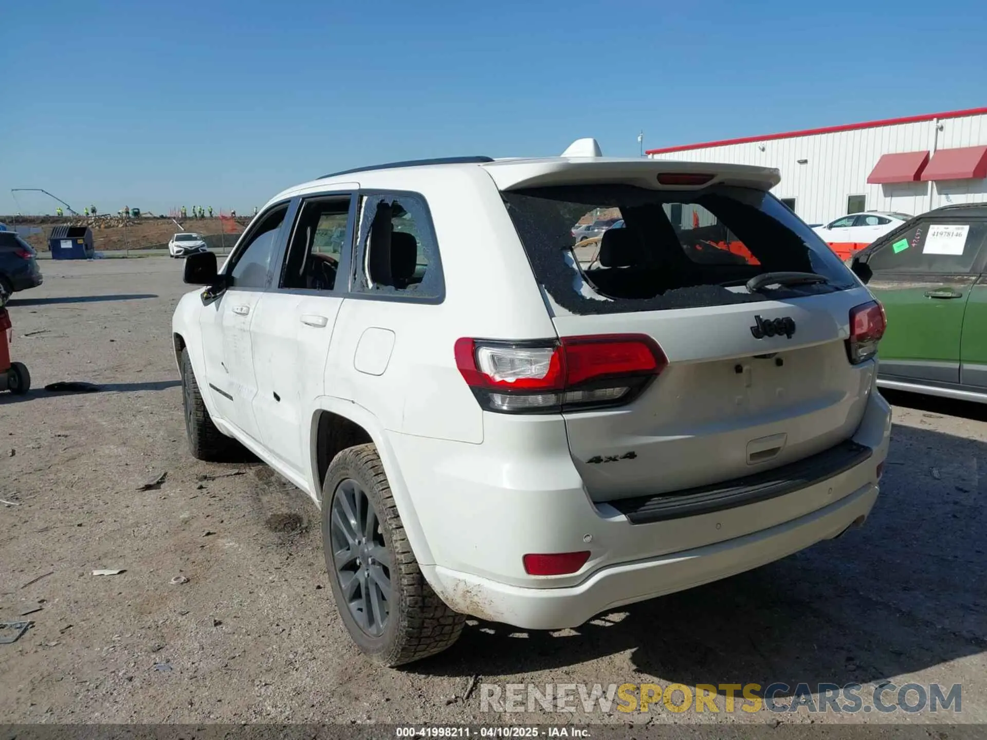 3 Фотография поврежденного автомобиля 1C4RJFAGXLC178892 JEEP GRAND CHEROKEE 2020