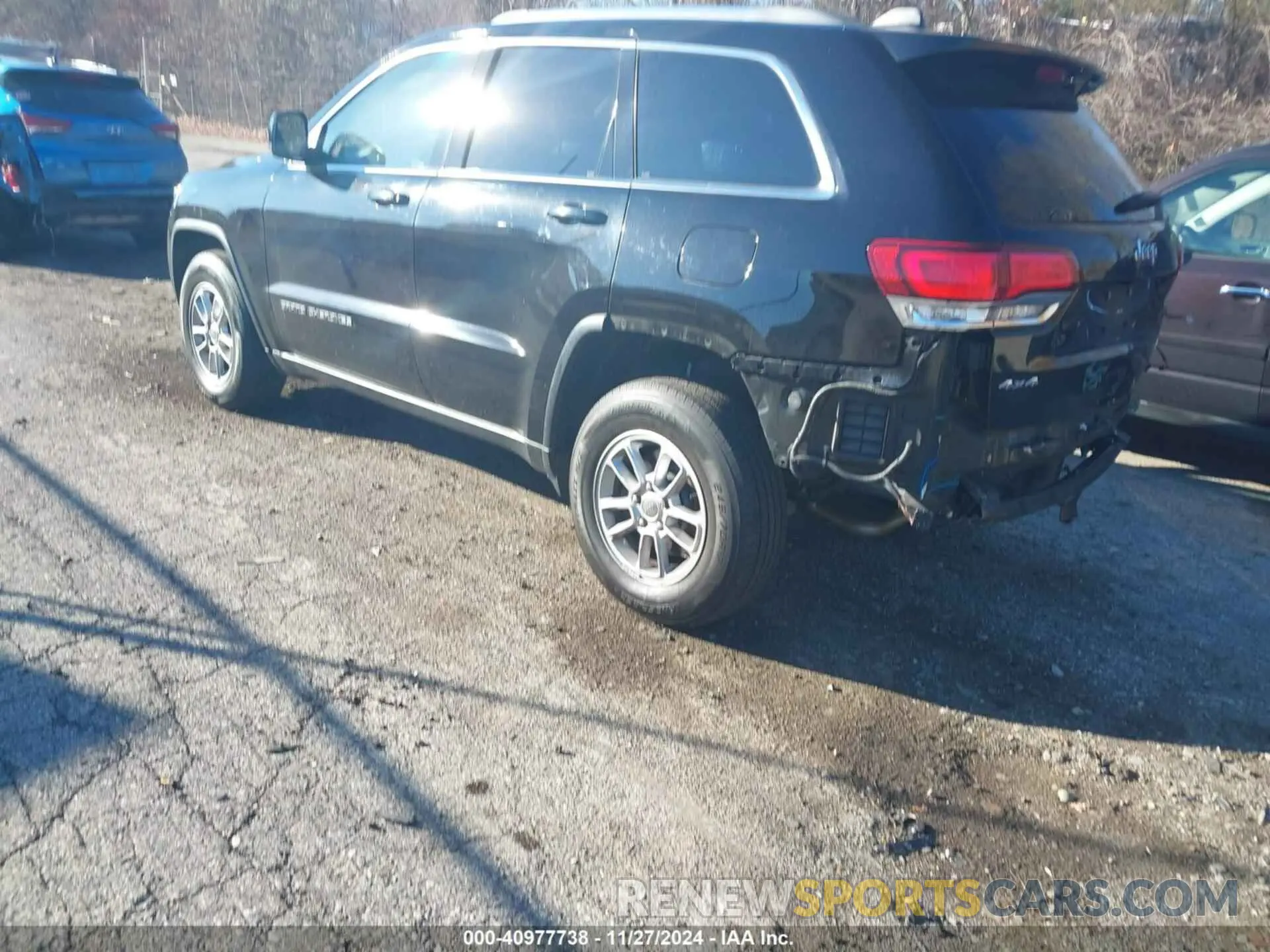 3 Фотография поврежденного автомобиля 1C4RJFAGXLC241957 JEEP GRAND CHEROKEE 2020