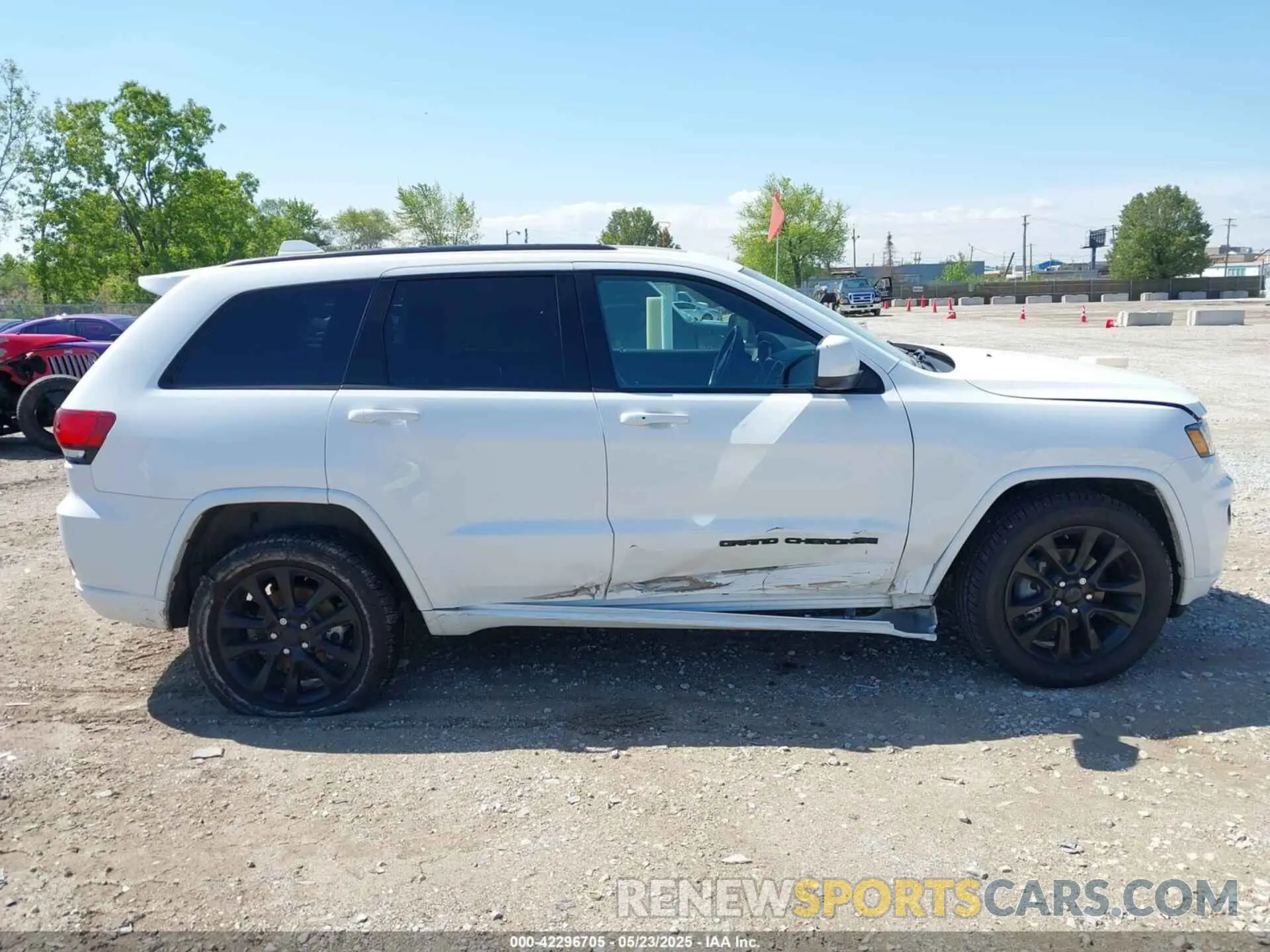 13 Фотография поврежденного автомобиля 1C4RJFAGXLC271279 JEEP GRAND CHEROKEE 2020