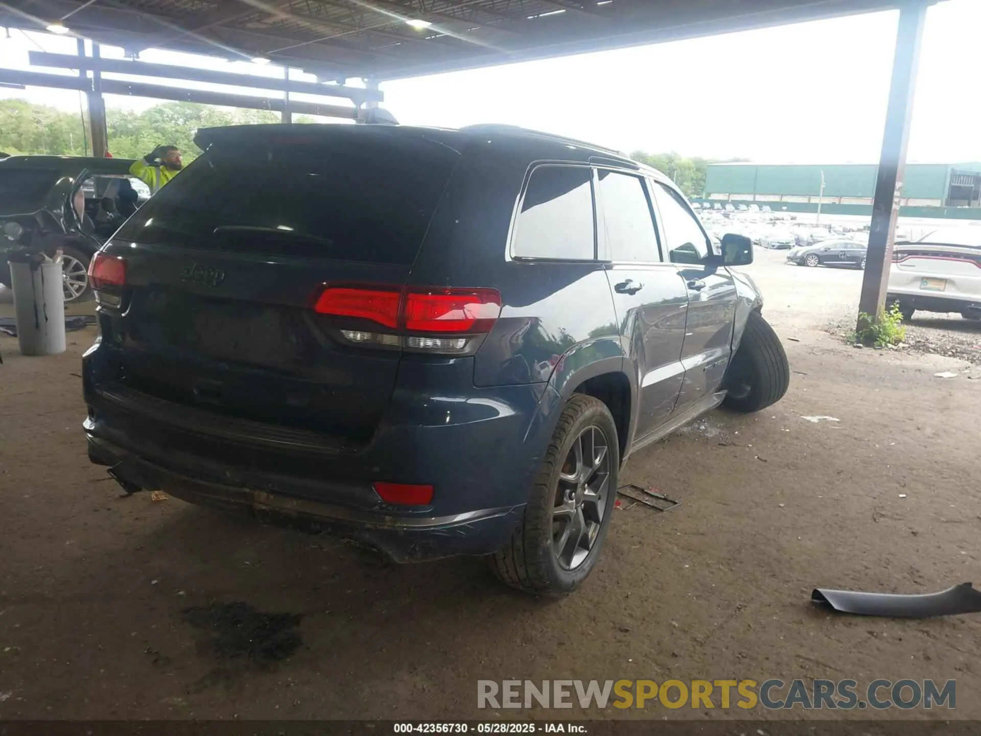 4 Photograph of a damaged car 1C4RJFBG0LC143499 JEEP GRAND CHEROKEE 2020