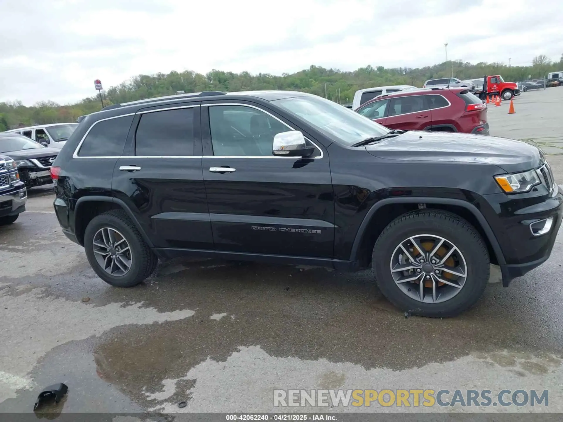 13 Фотография поврежденного автомобиля 1C4RJFBG0LC255834 JEEP GRAND CHEROKEE 2020