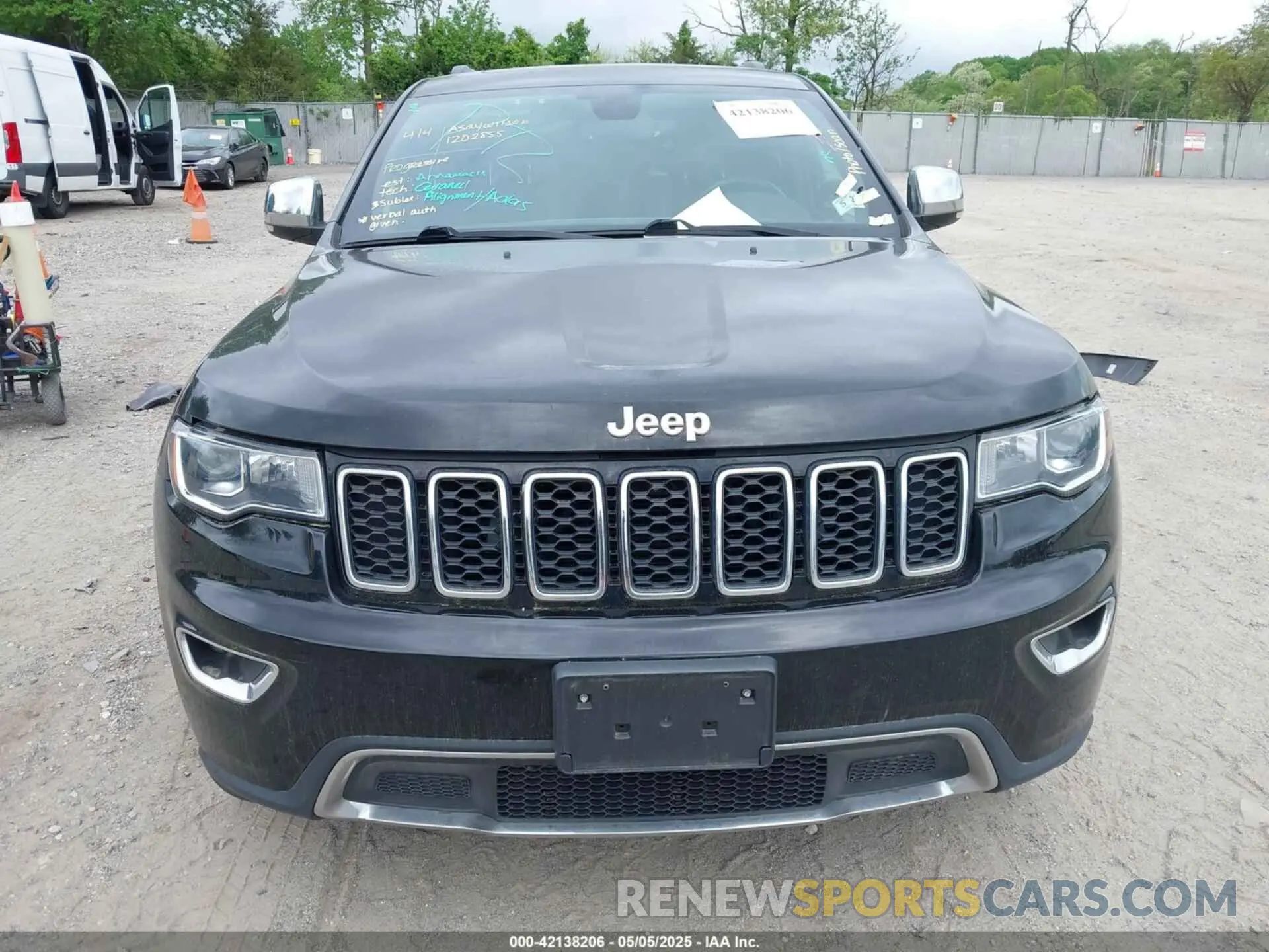 12 Photograph of a damaged car 1C4RJFBG0LC332847 JEEP GRAND CHEROKEE 2020