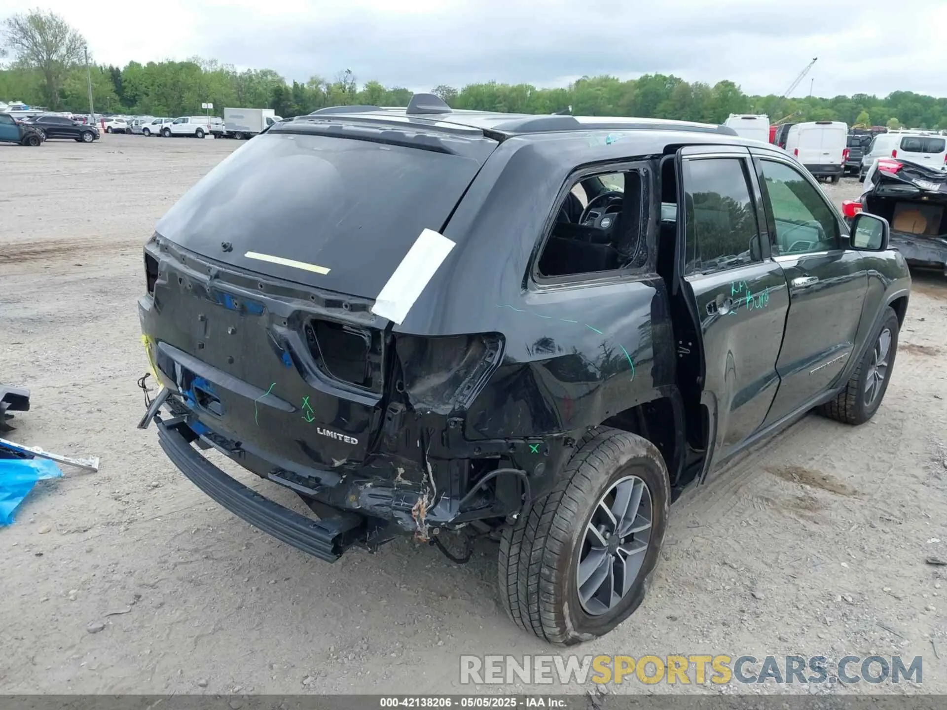6 Photograph of a damaged car 1C4RJFBG0LC332847 JEEP GRAND CHEROKEE 2020