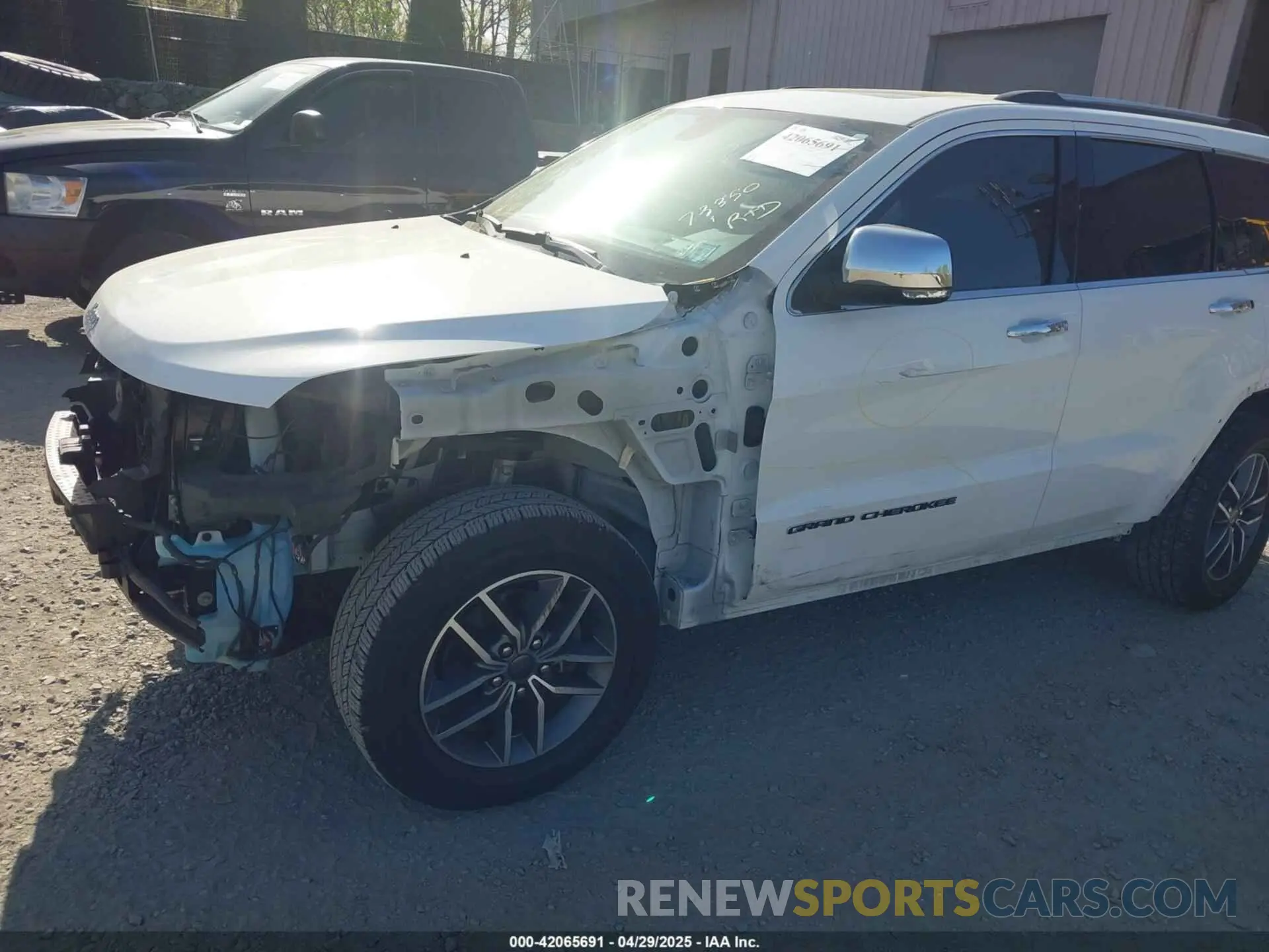 6 Фотография поврежденного автомобиля 1C4RJFBG0LC371924 JEEP GRAND CHEROKEE 2020