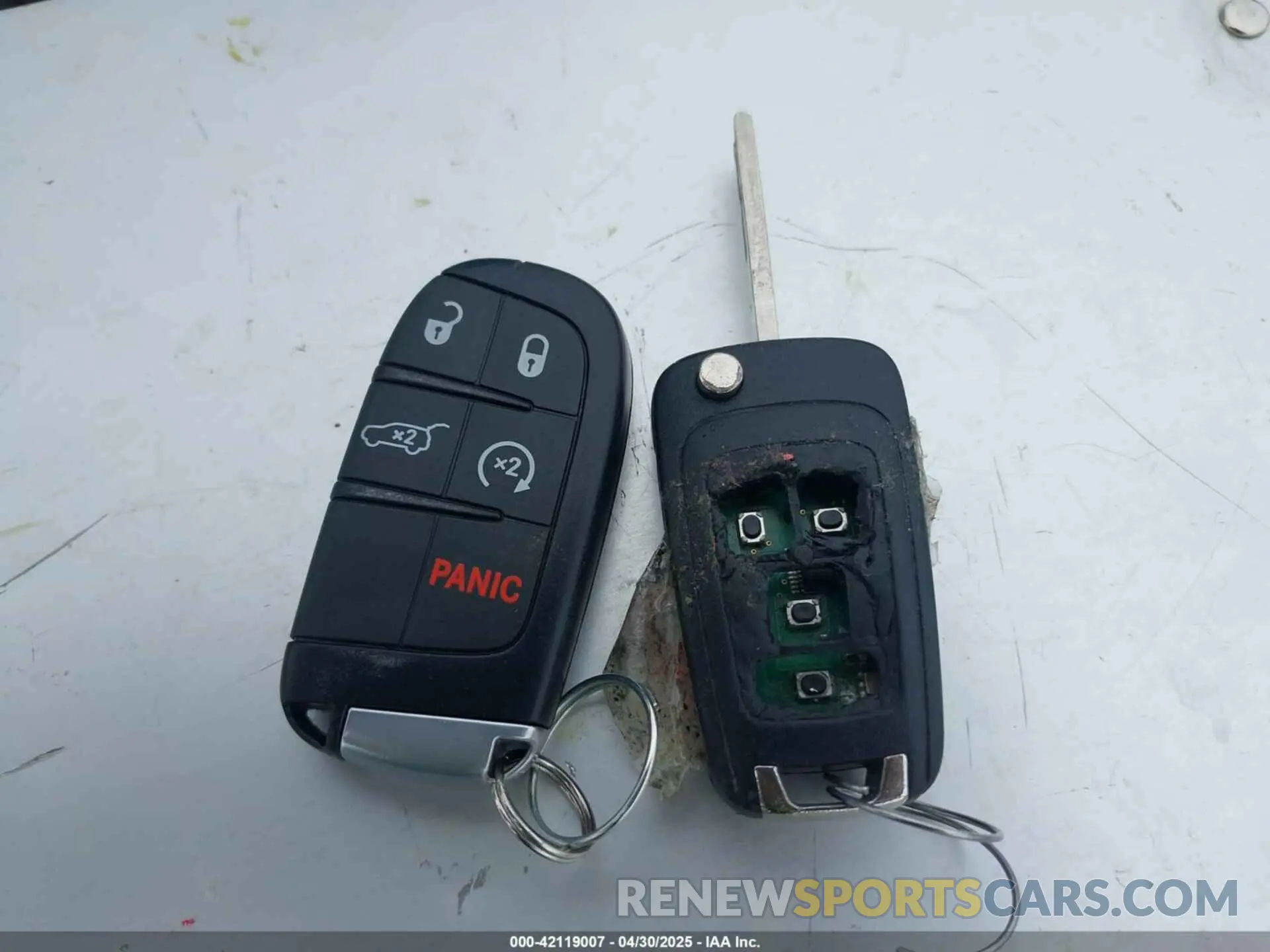 11 Фотография поврежденного автомобиля 1C4RJFBG1LC144077 JEEP GRAND CHEROKEE 2020