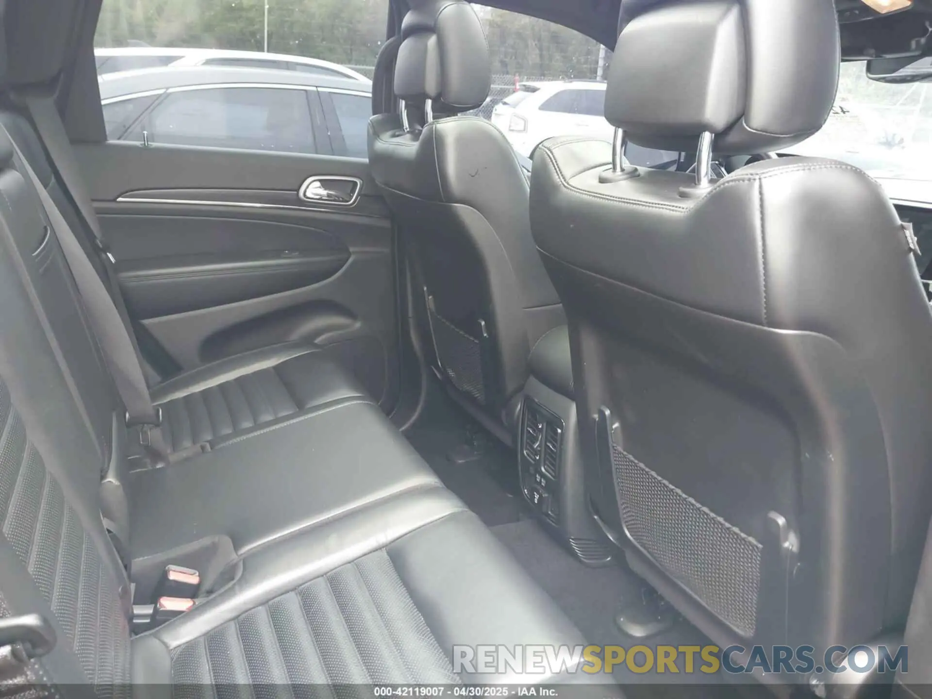 8 Фотография поврежденного автомобиля 1C4RJFBG1LC144077 JEEP GRAND CHEROKEE 2020